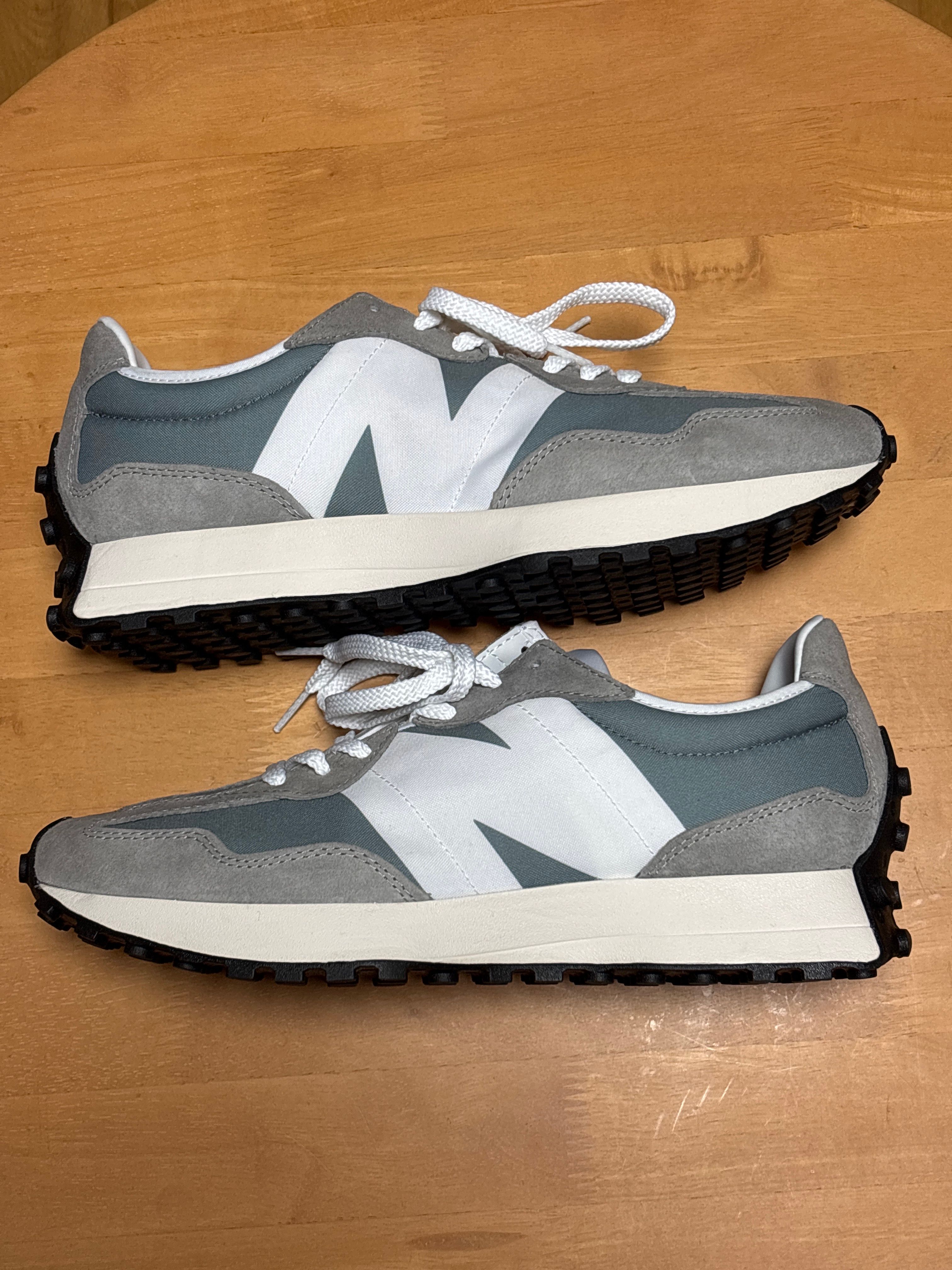 New Balance 327 "Gray"