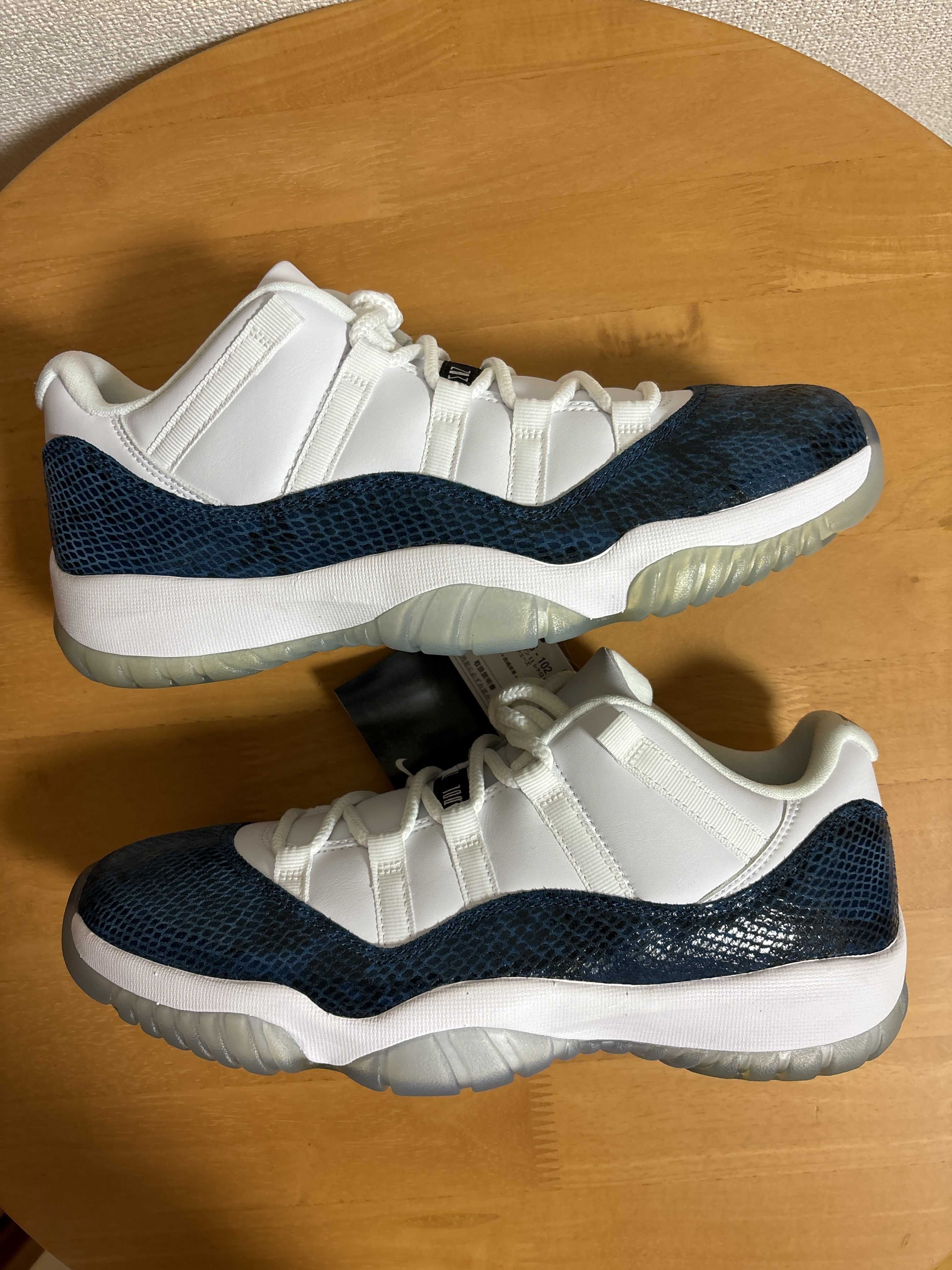 AIR JORDAN 11 LOW "SNAKESKIN"