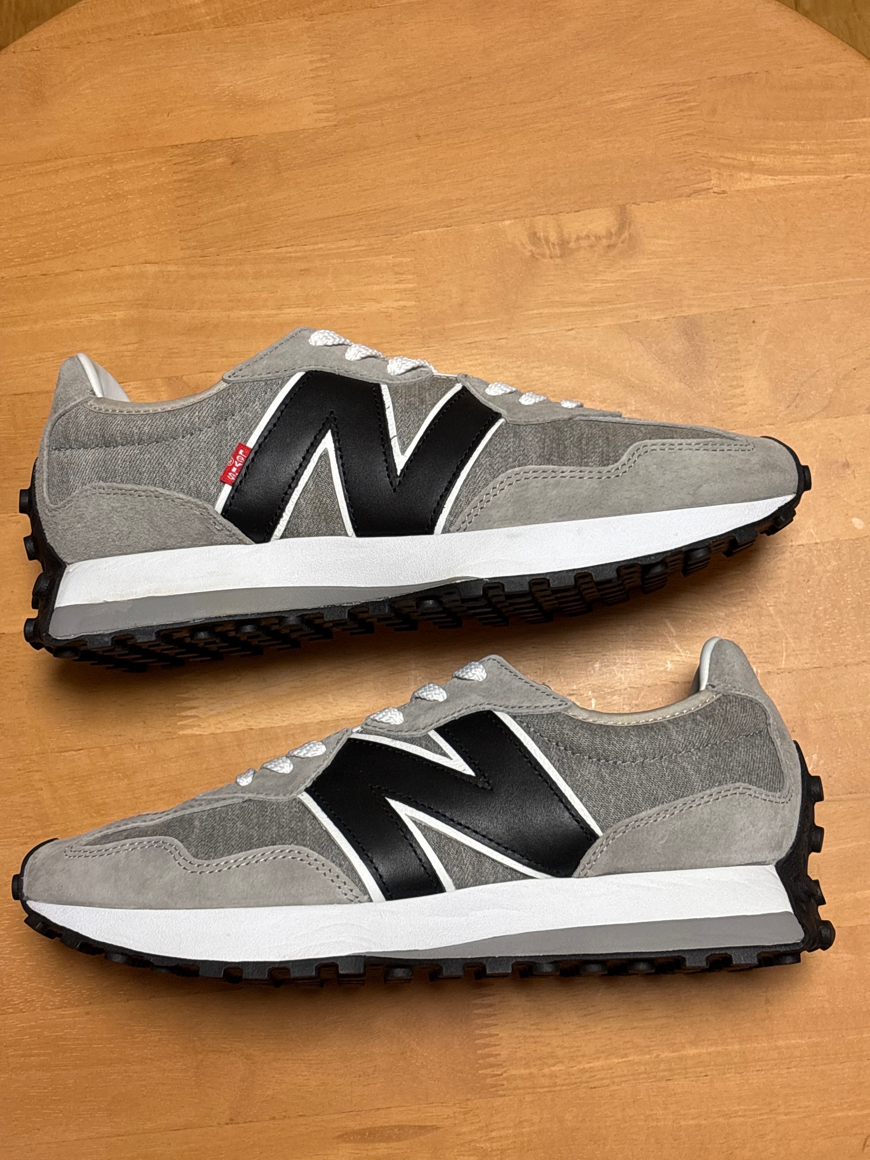 Levi's × New Balance 327 "Grey"