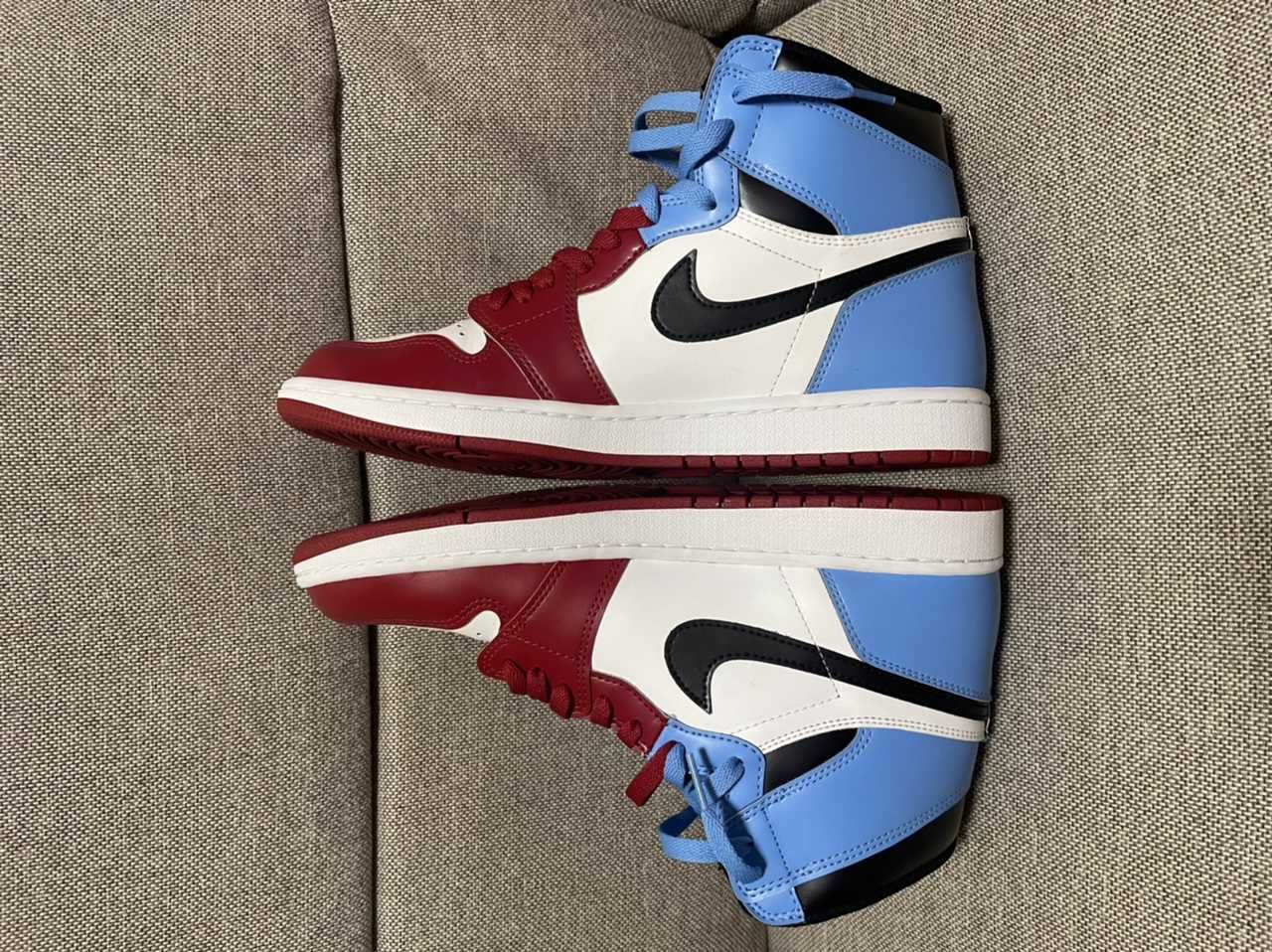 Nike Air Jordan 1 High OG "Fearless"