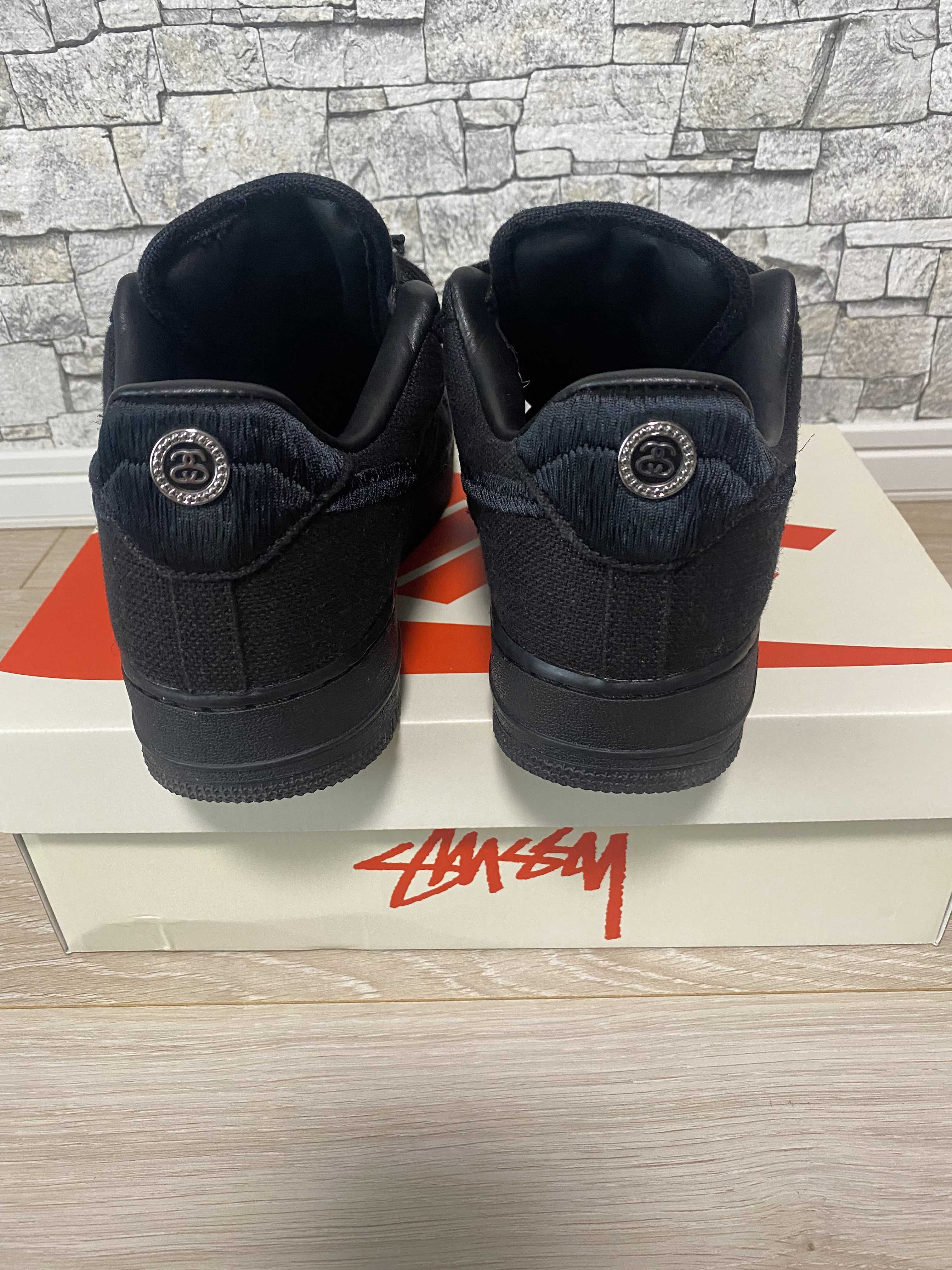 NIKE - ステューシー ナイキ エアフォース 1 ロー TD トリプルブラック Amazon | [ナイキ] エアフォース 1 ロー ステューシー AIR FORCE