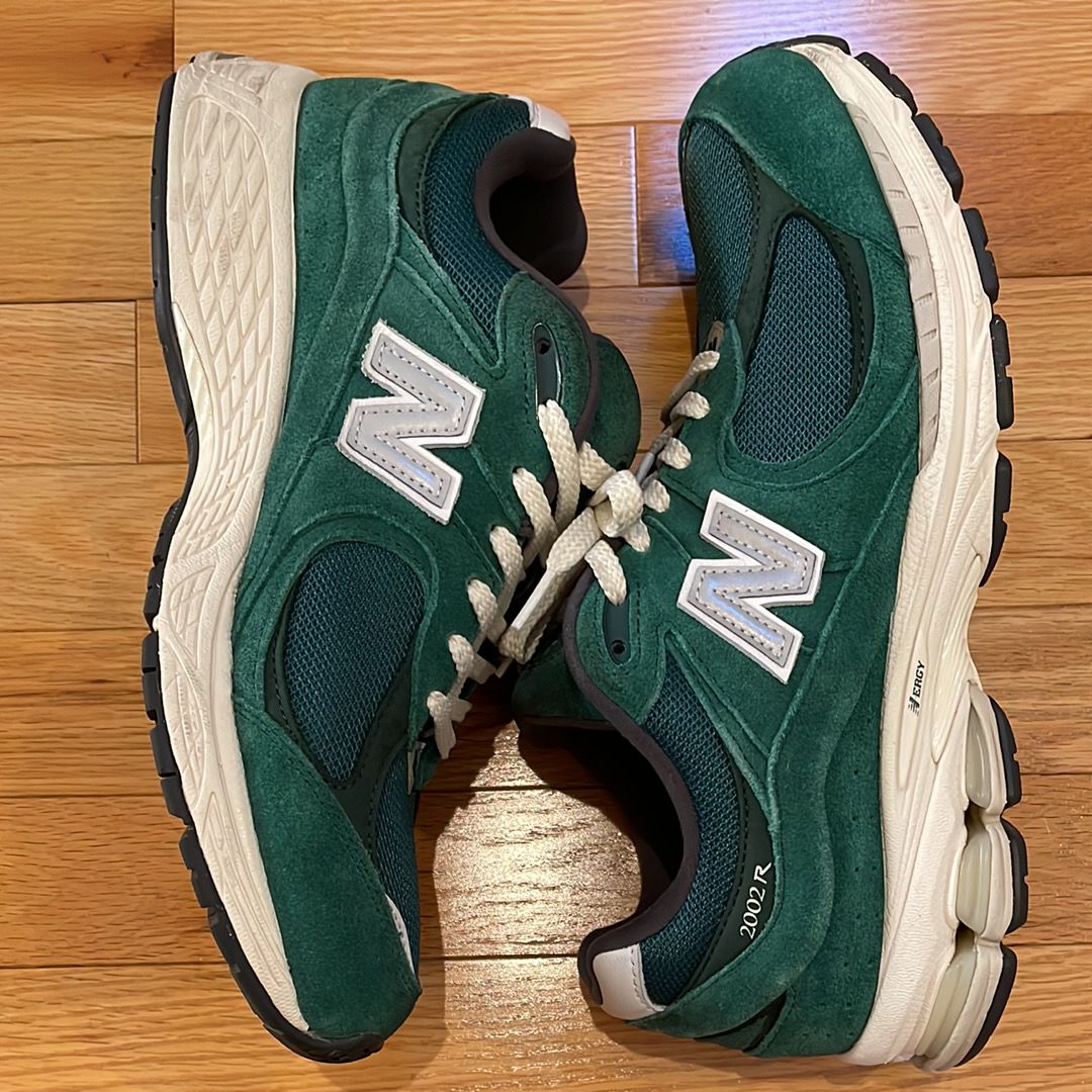 New Balance 2002R "Forest Green"