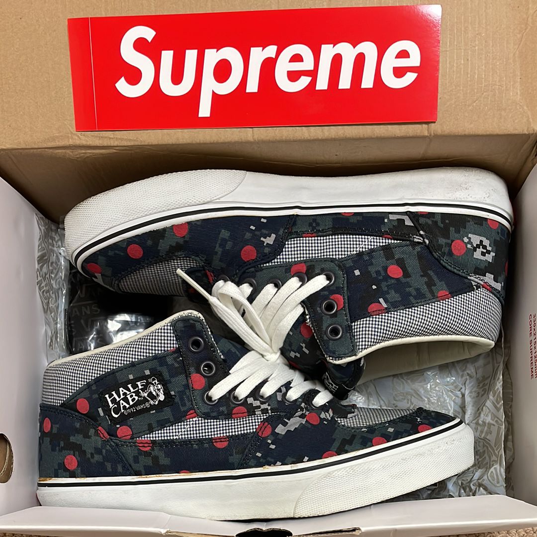 Supreme × CDG × Vans Half Cab "Digi Camo Navy"