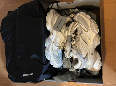 BALENCIAGA Cargo Sneaker "Beige"