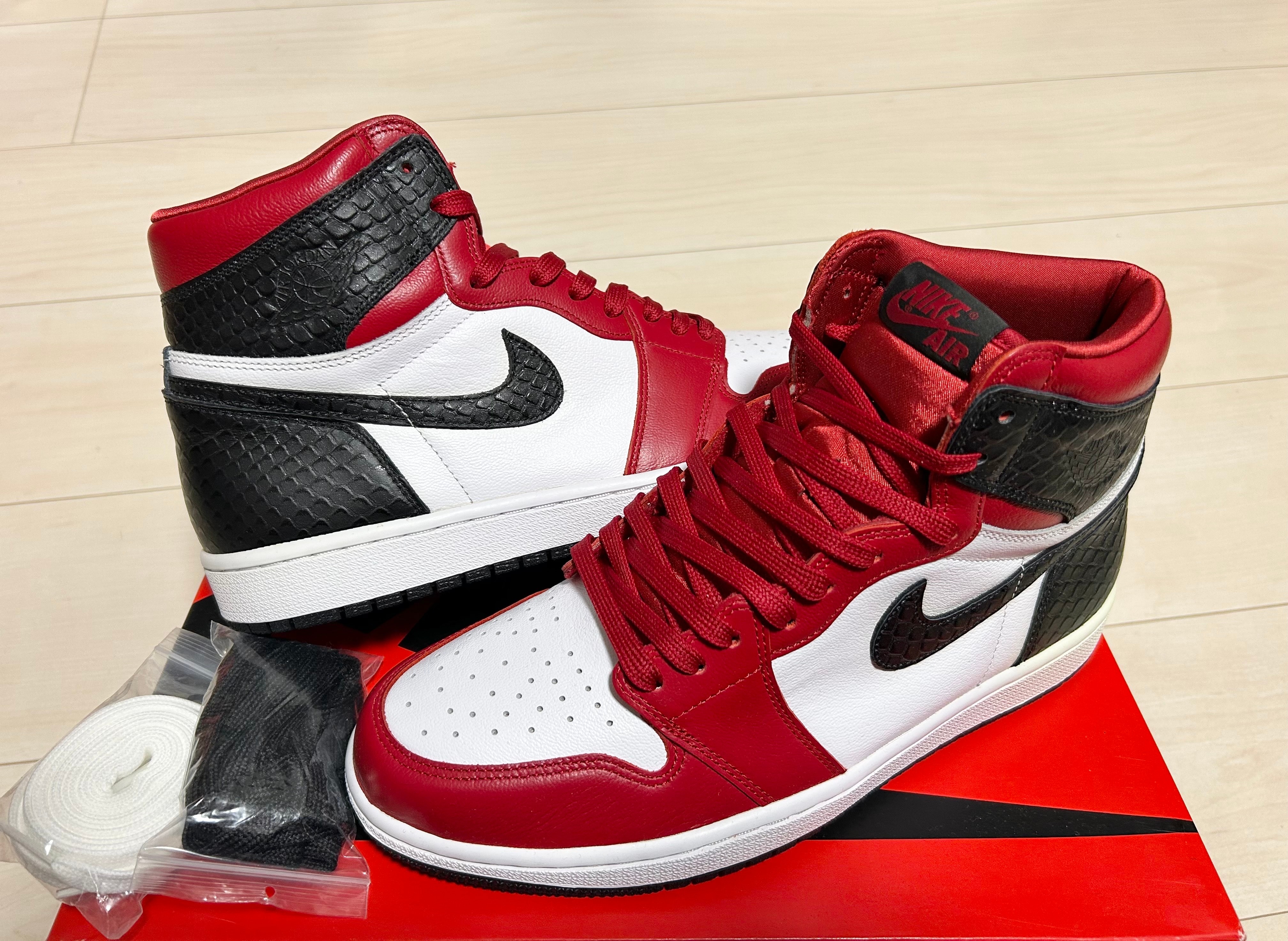 Nike Women's Air Jordan 1 High OG "Satin Red"