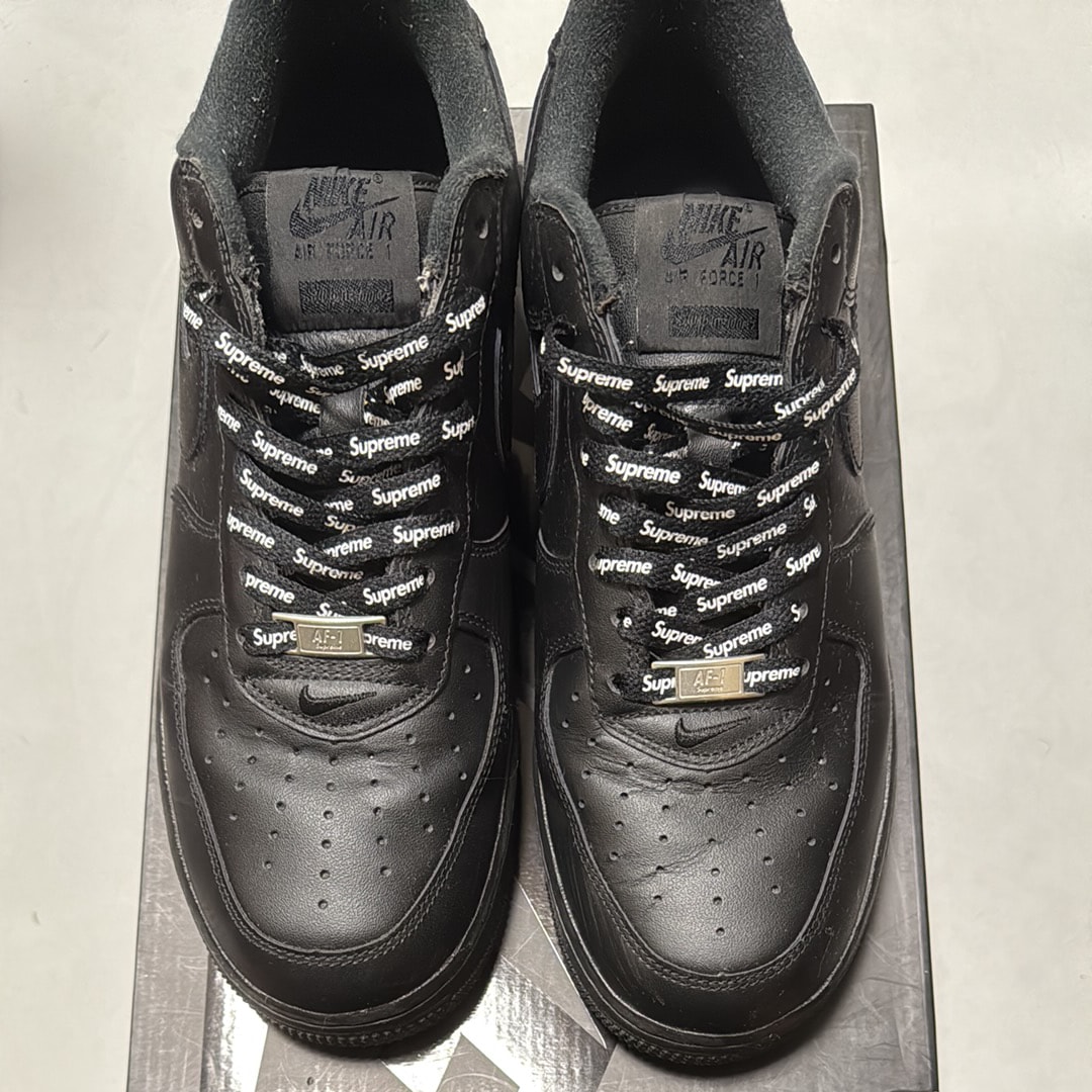 Supreme × Nike Air Force 1 Low "Black"