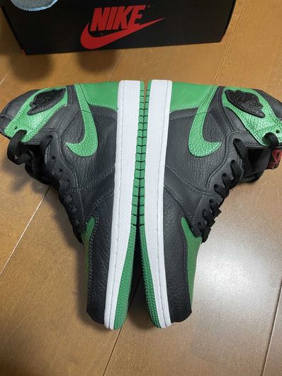 Nike Air Jordan 1 Retro High OG "Black/Pine Green" (2020)