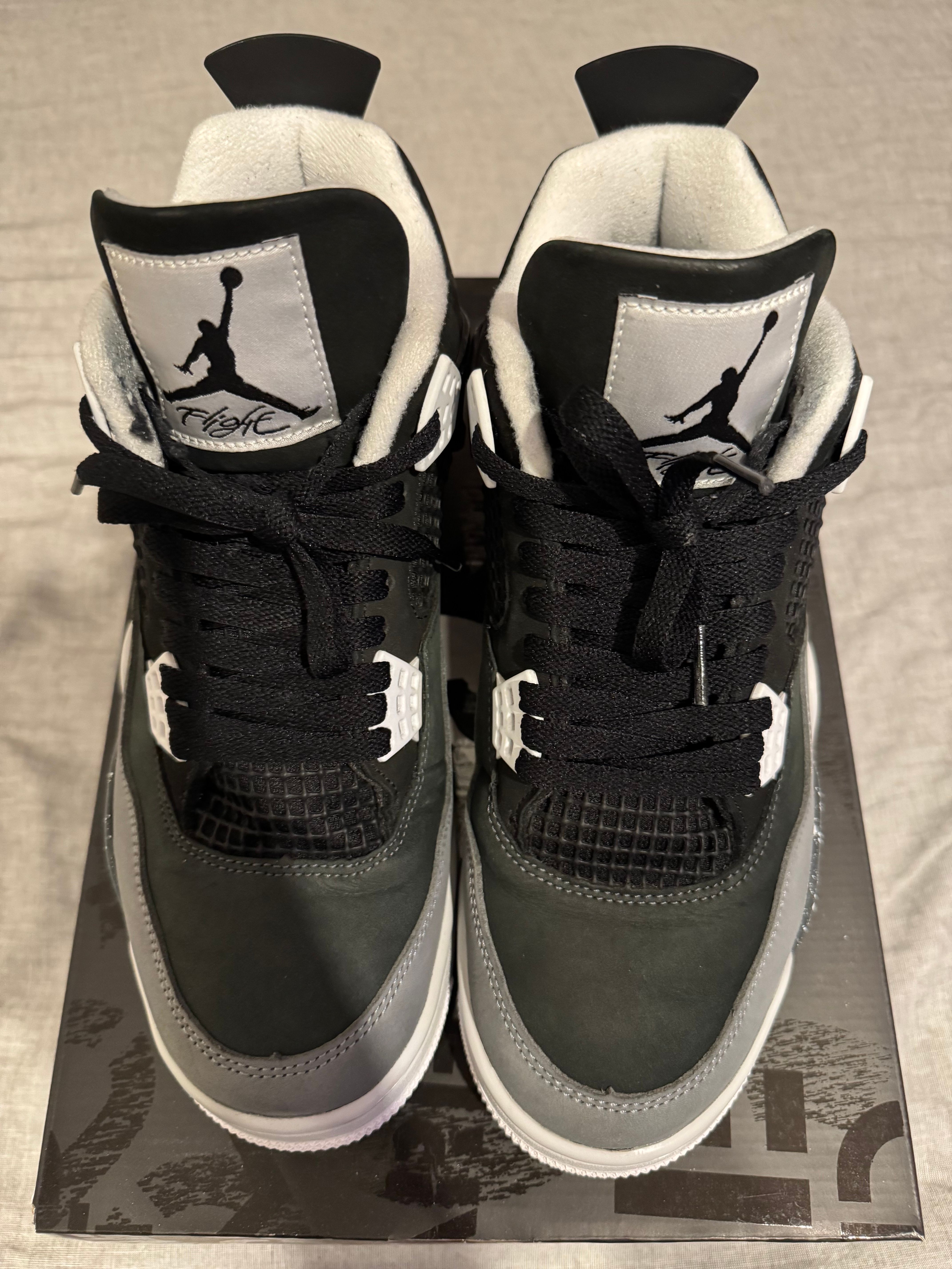 Nike Air Jordan 4 Retro "Fear"