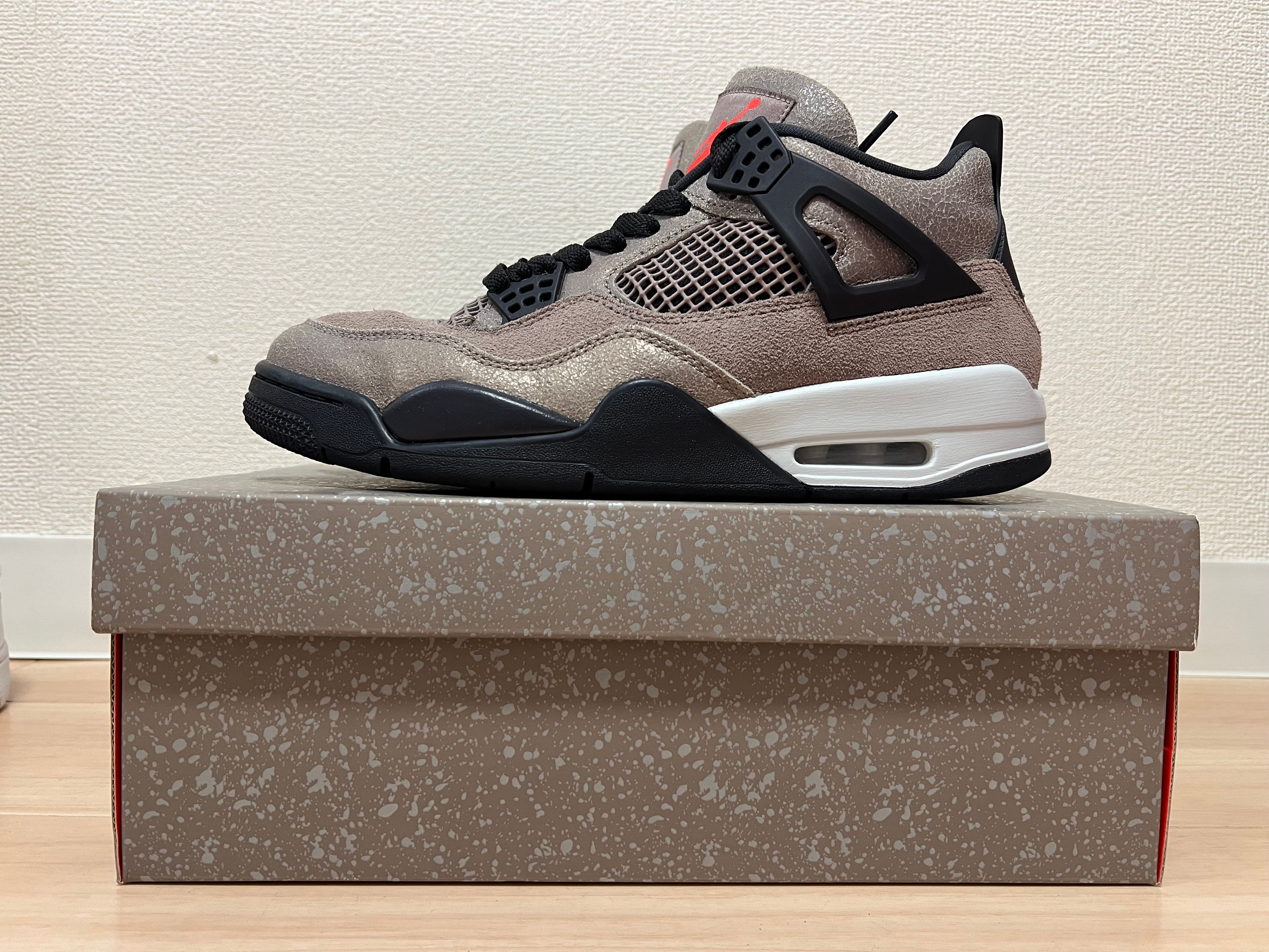 Nike Air Jordan 4 "Taupe Haze"