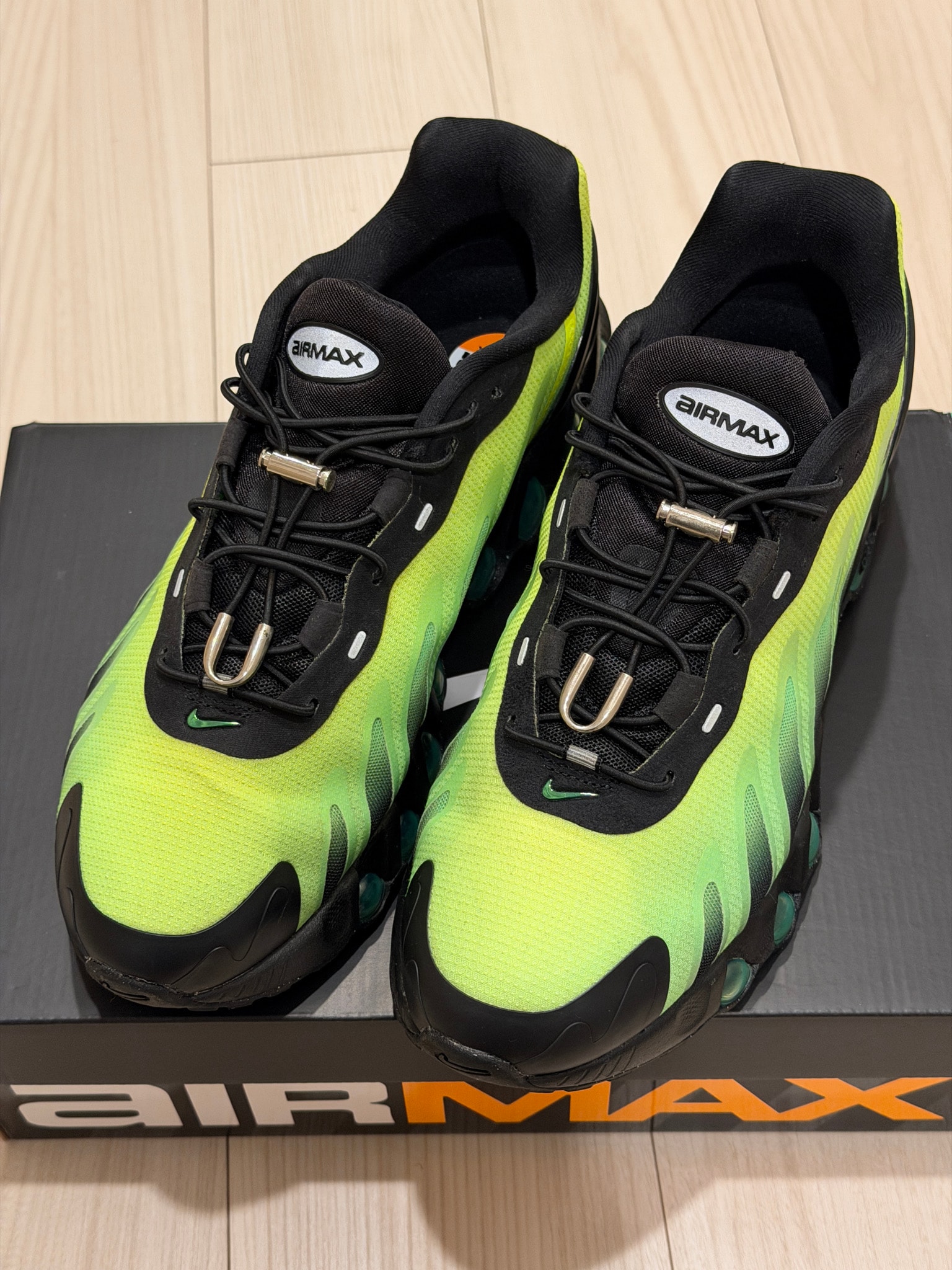 Nike Air Max DN8 "Black/Green Strike/Volt/Black"