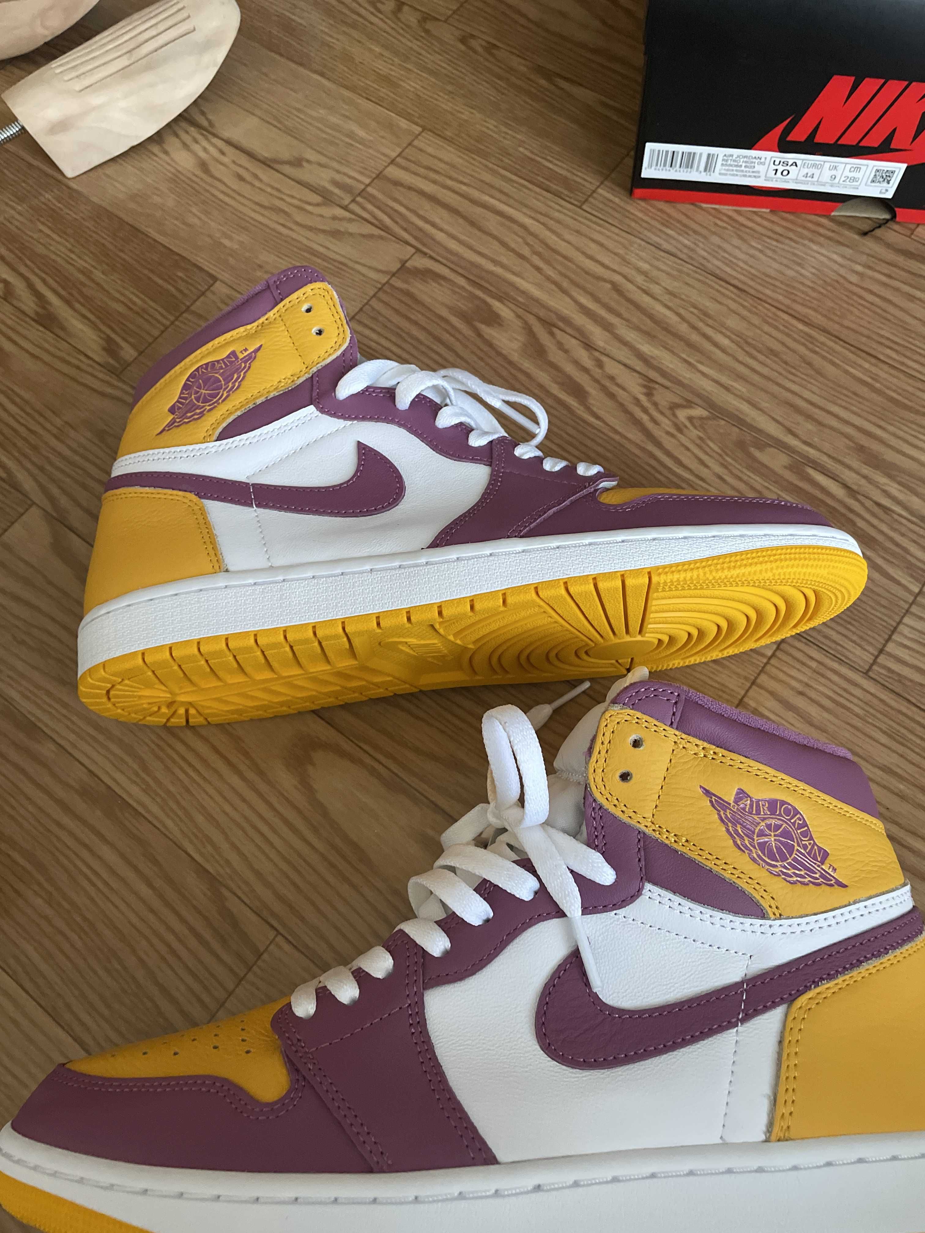 Nike Air Jordan 1 High OG "Brotherhood"