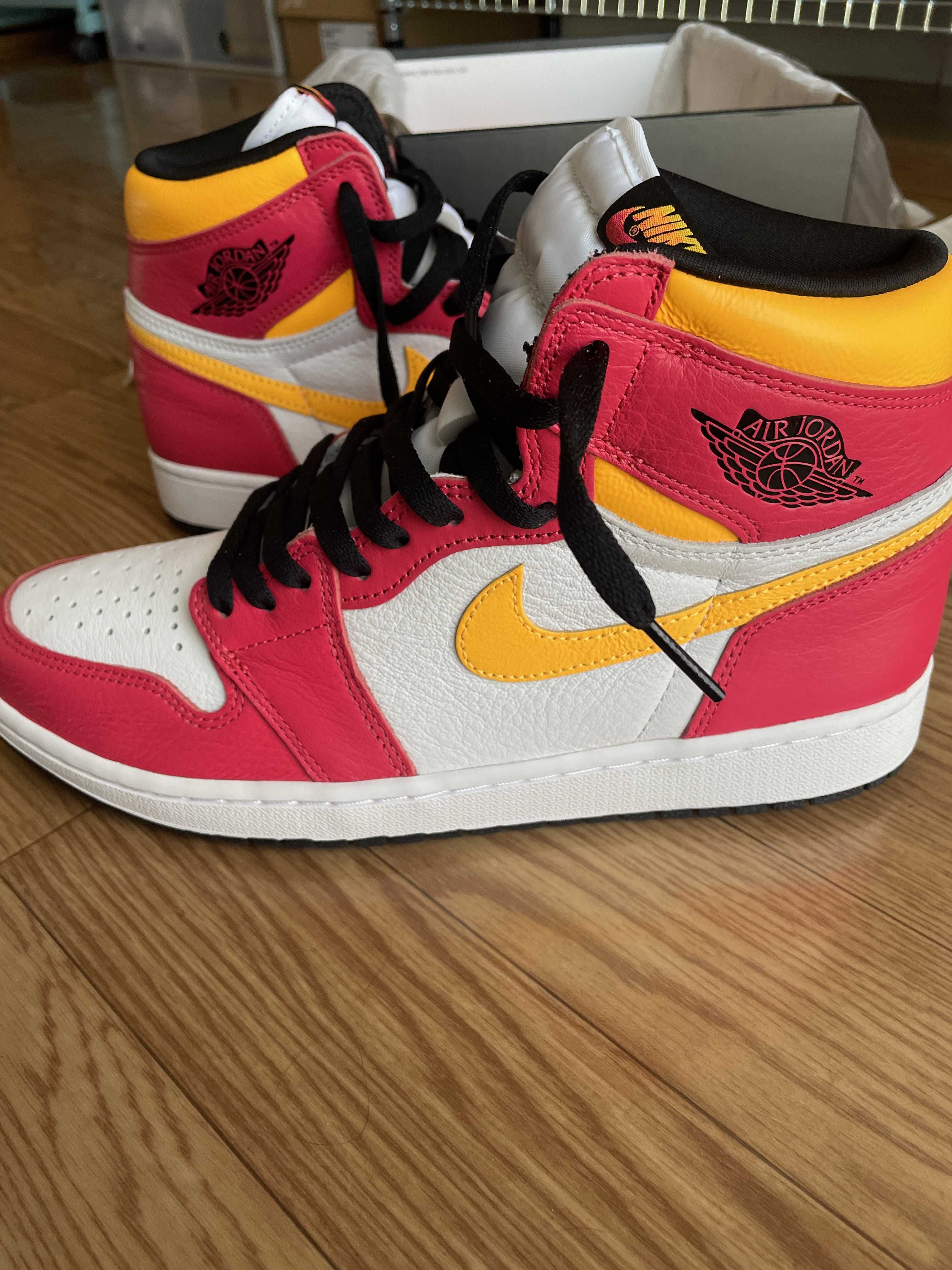 Nike Air Jordan 1 High OG "Light Fusion Red"