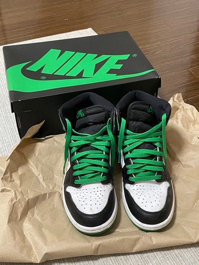 Nike Air Jordan 1 Retro High OG "Celtics/Black and Lucky Green" (2023)