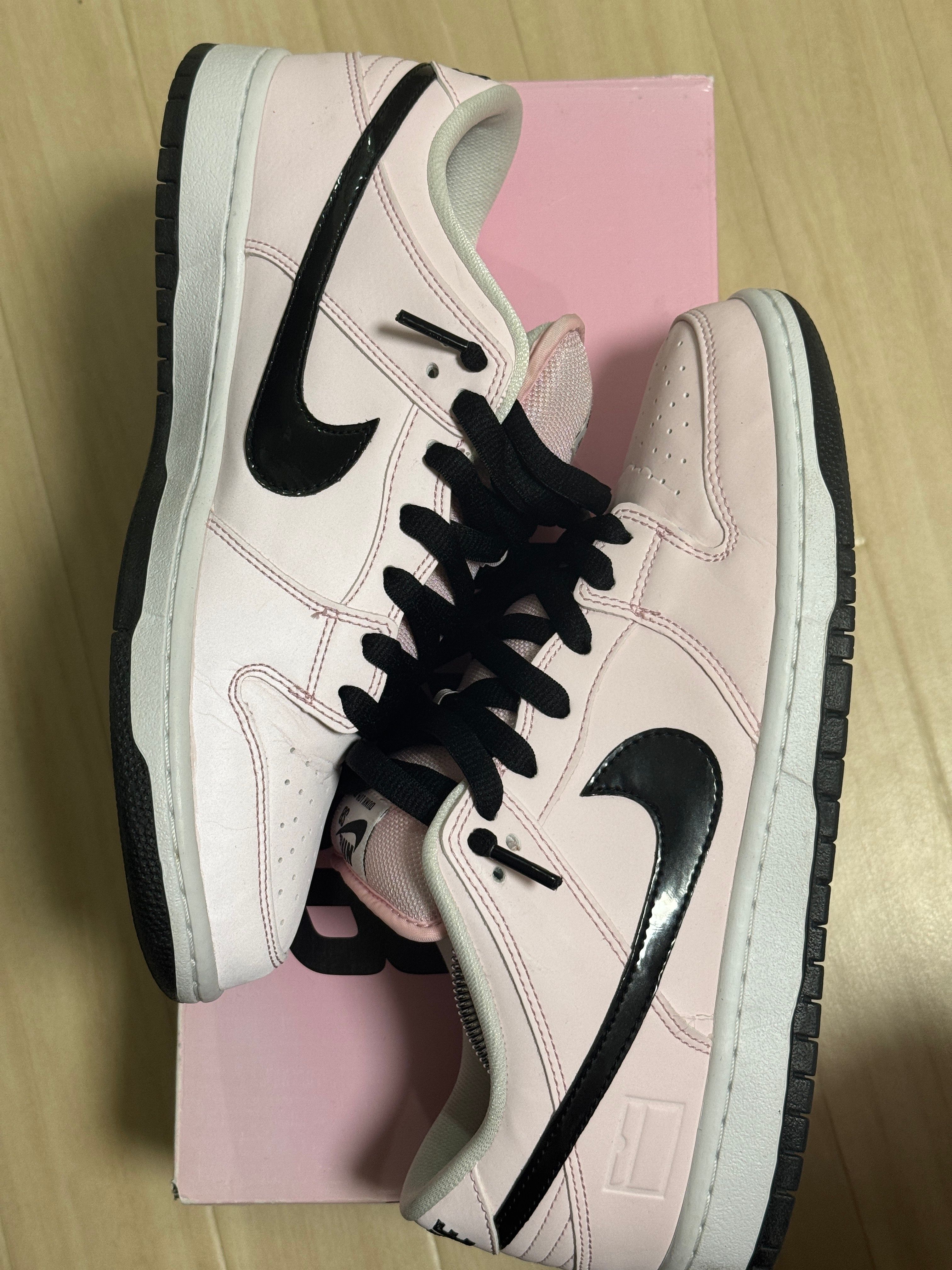Nike SB Dunk Low "Pink Box"