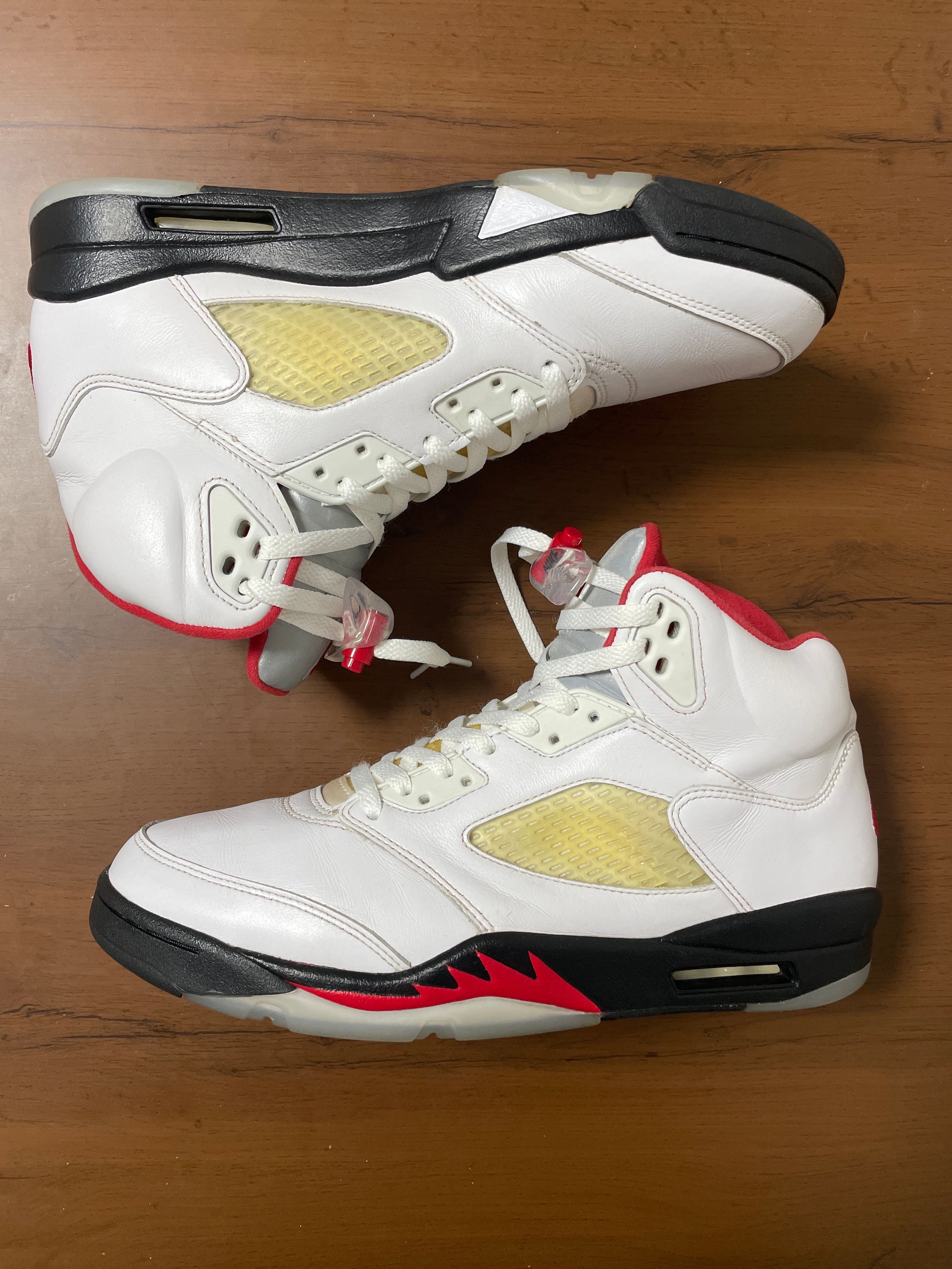 Nike Air Jordan 5 Retro "Fire Red" (2020)