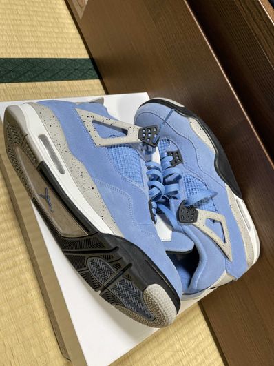 Nike Air Jordan 4 "University Blue"