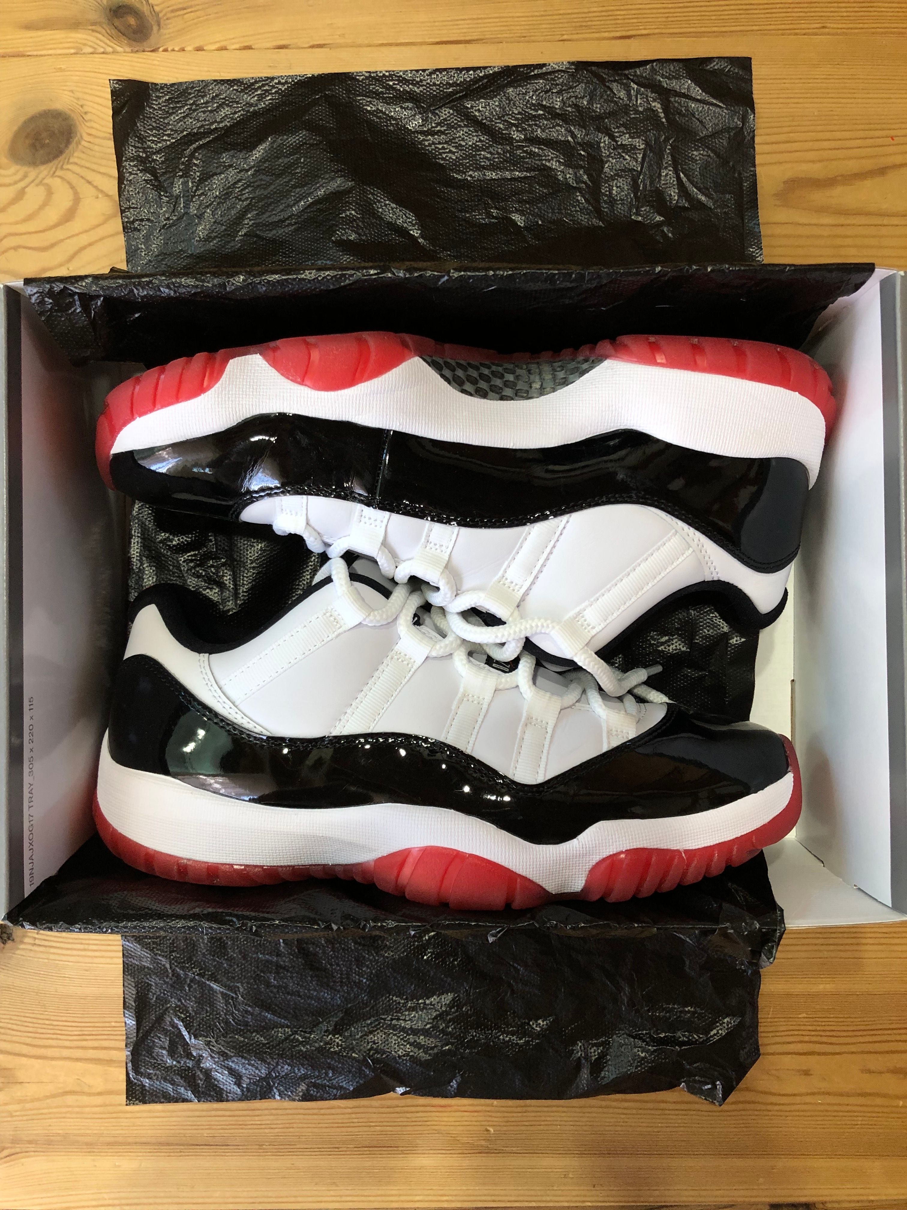 Nike Air Jordan 11 Low "Gym Red"