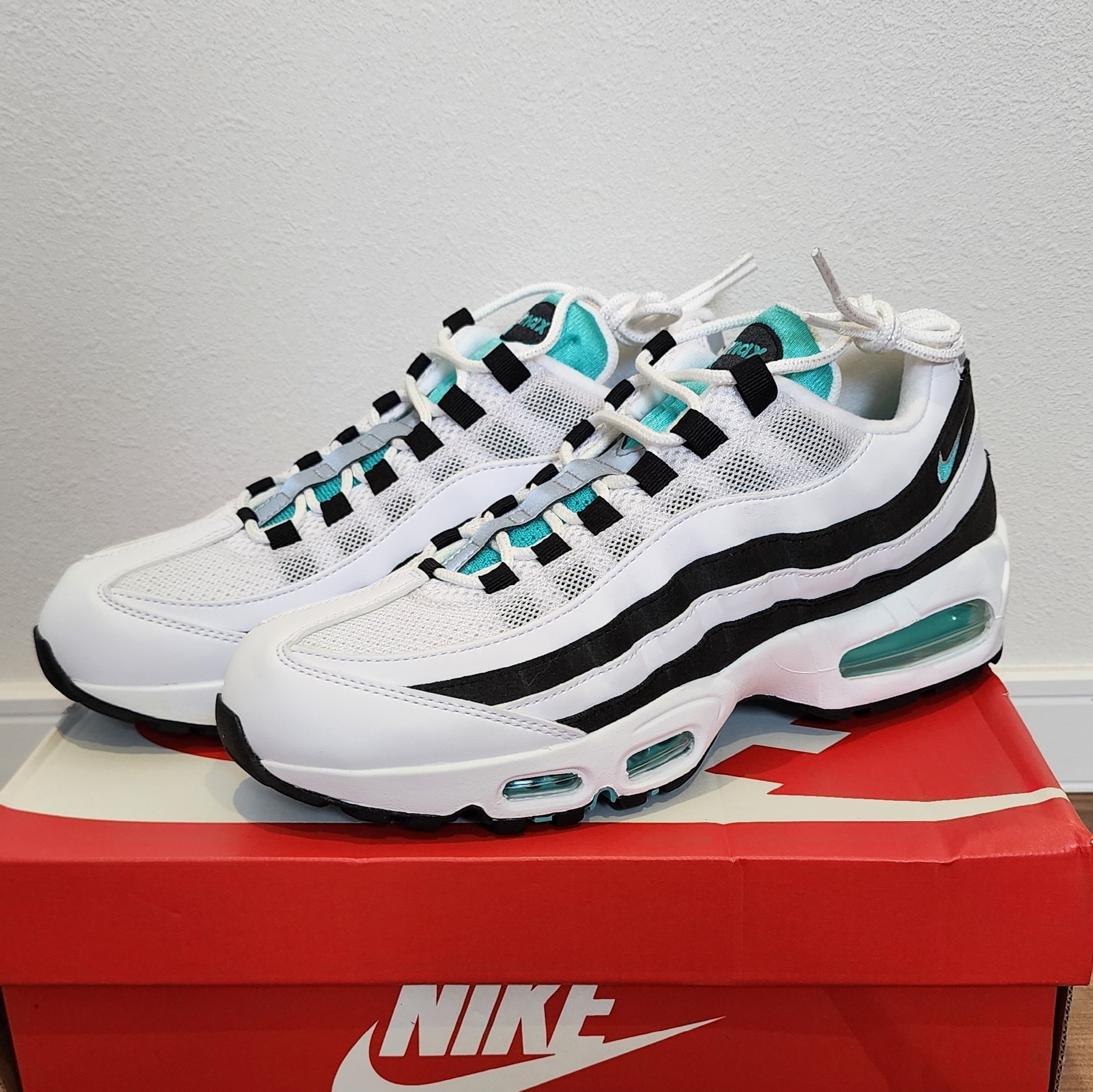 Nike Air Max 95 OG "White and Black"