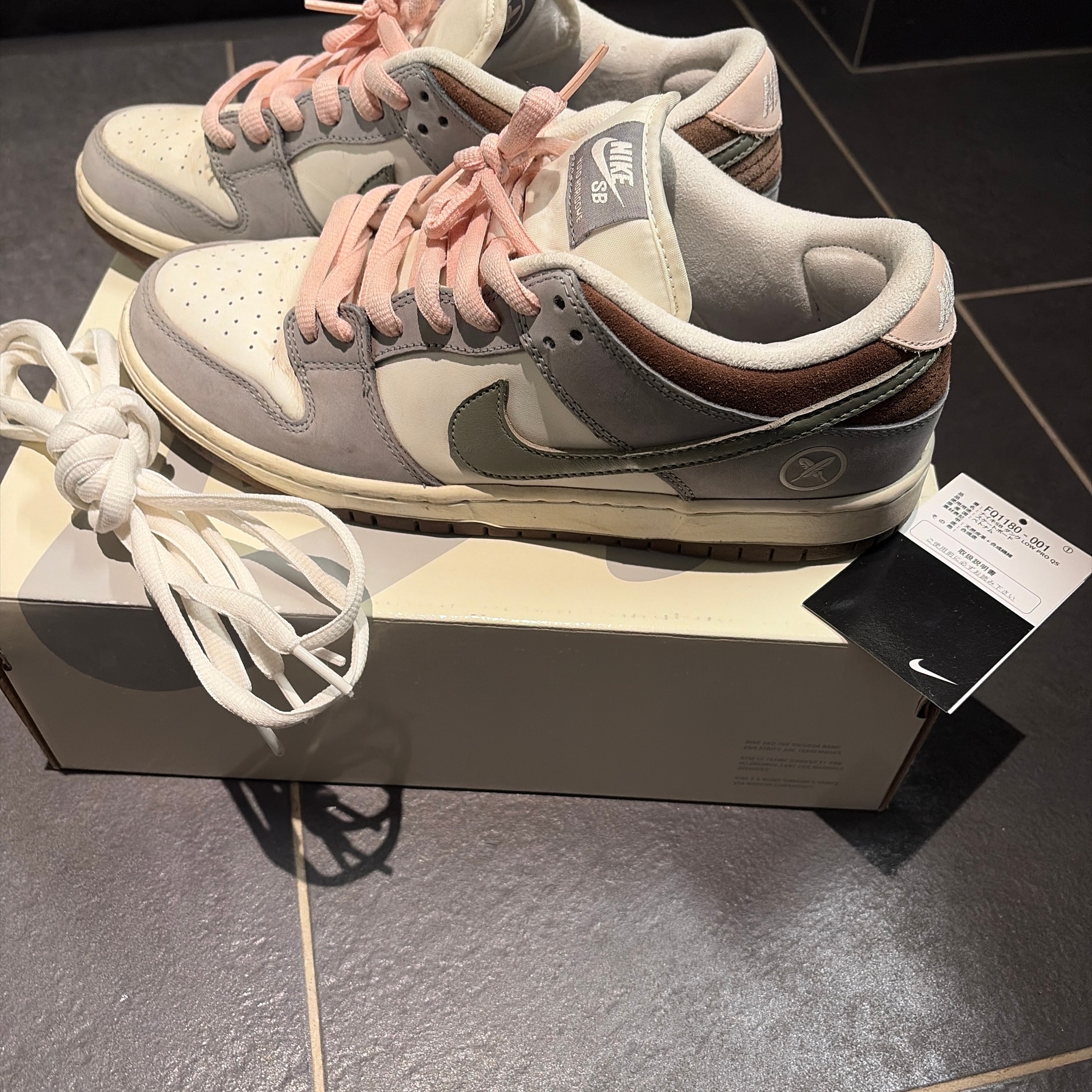 堀米 雄斗(Yuto Horigome) × Nike SB Dunk Low Pro QS "Wolf Grey"