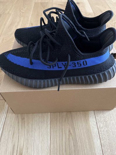 adidas YEEZY Boost 350V2 "Dazzling Blue"