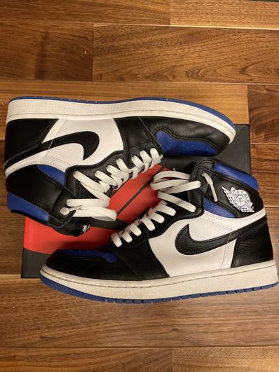 Nike Air Jordan 1 Retro High OG "Royal Toe"(2020)
