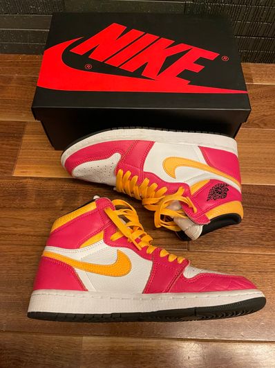 Nike Air Jordan 1 High OG "Light Fusion Red"