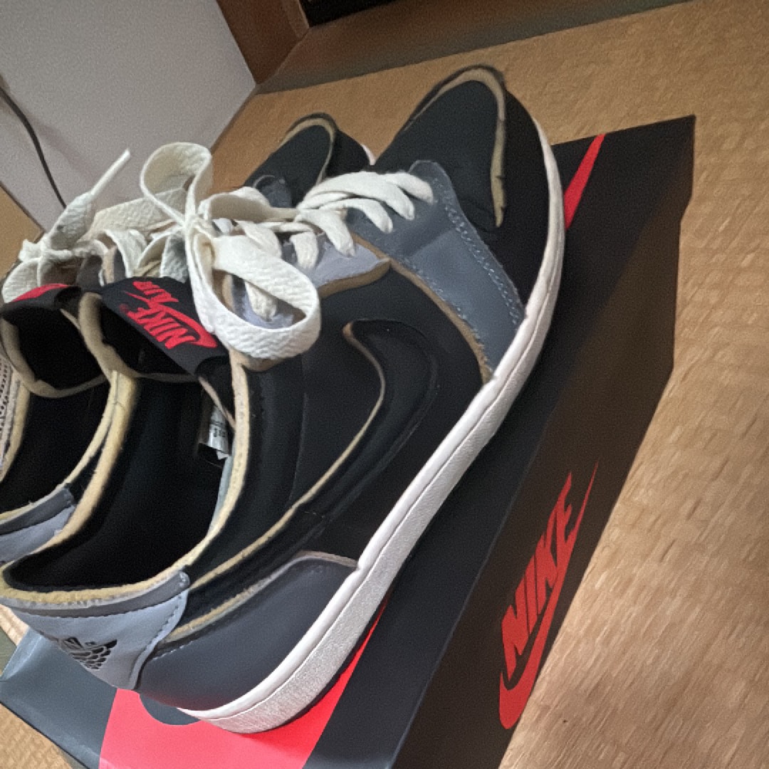 ナイキ エアジョーダン1 ロー OG EX "ブラック アンド スモーク グレー"