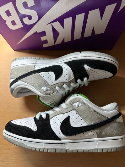 Nike SB Dunk Low "Chlorophyll"