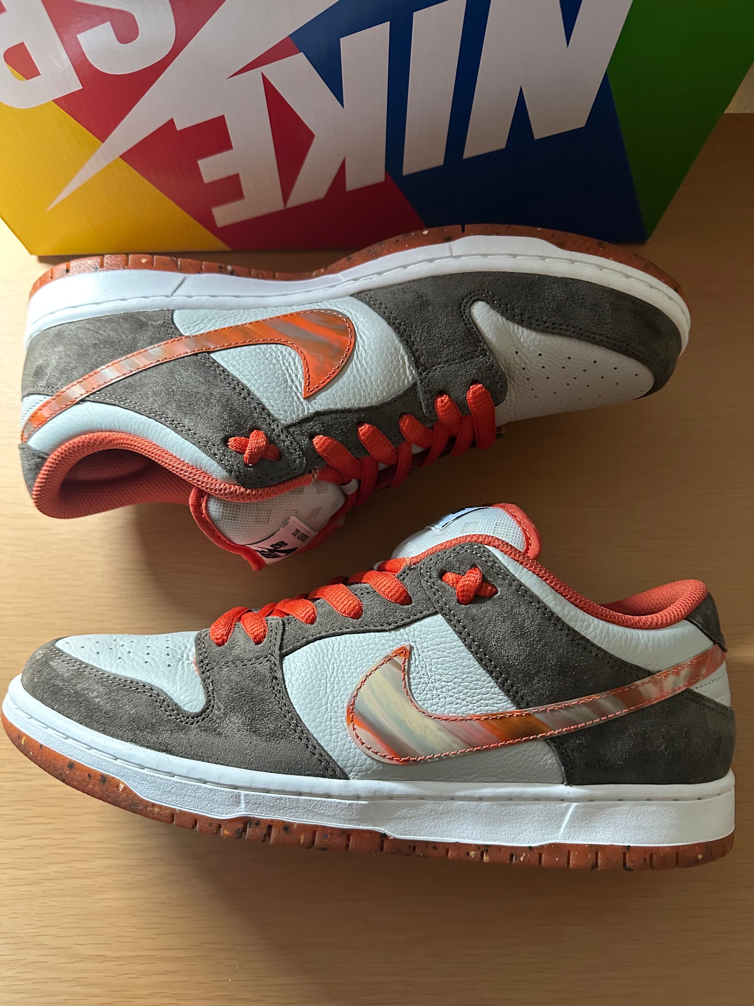 Crushed Skate Shop × Nike SB Dunk Low QS "Olive Grey/Mantra Orange"
