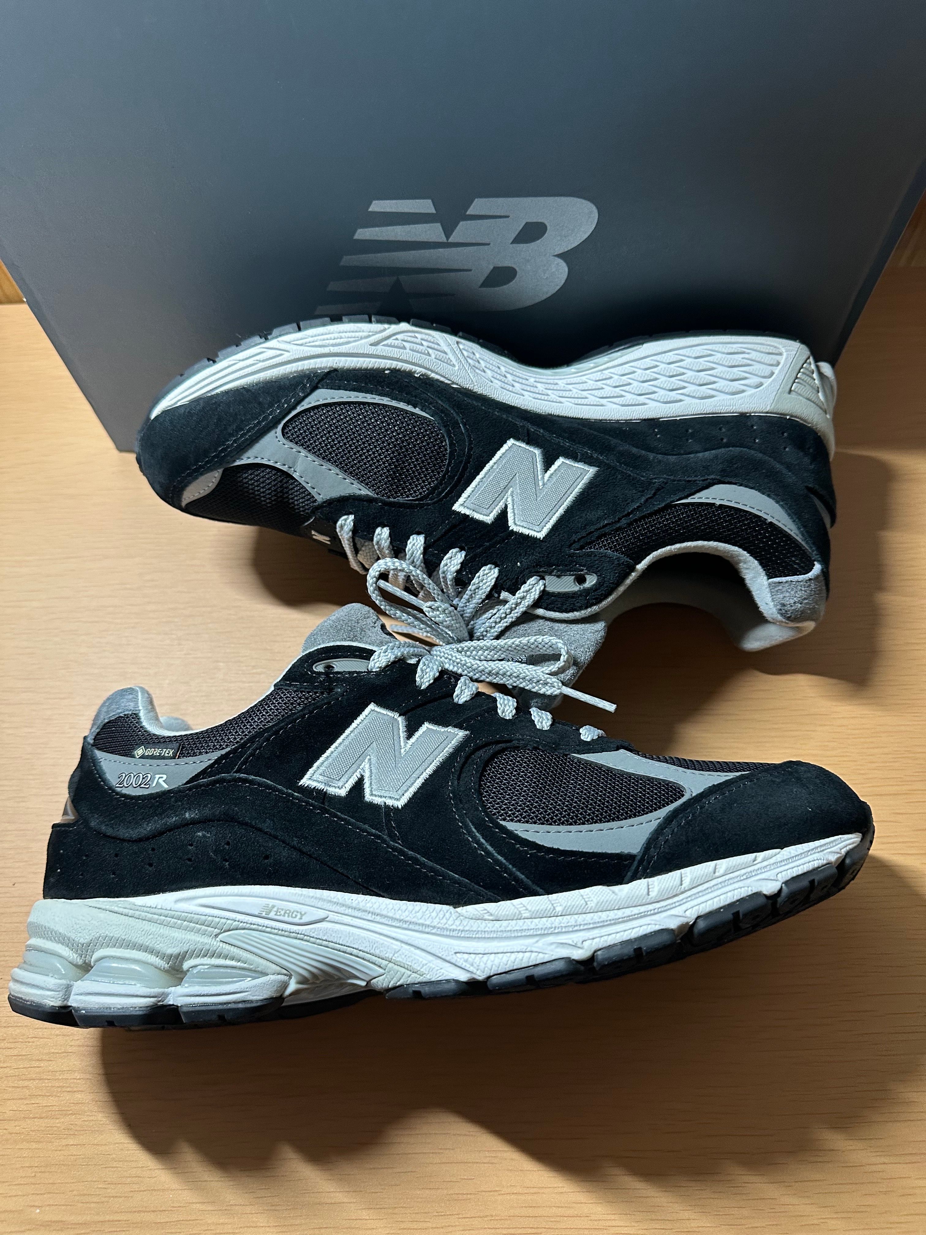 New Balance 2002R GORE-TEX "Black/Gray"