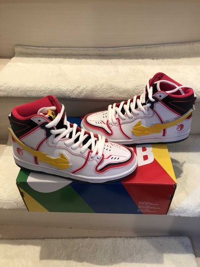 Gundam Unicorn × Nike SB Dunk High PRO QS "UNICORN"