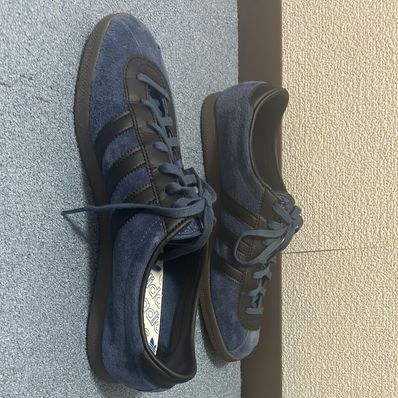 adidas London "Preloved Ink/Core Black/Gum"