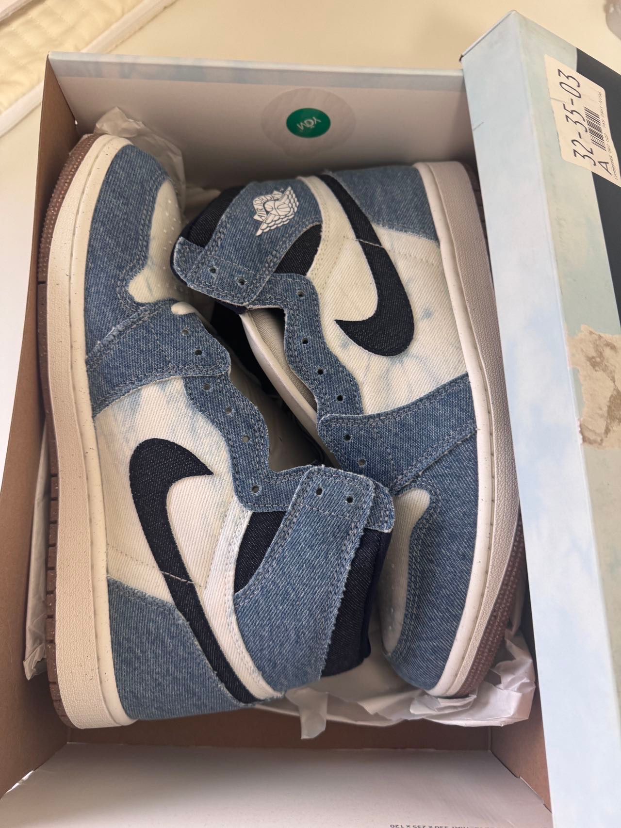 Nike Air Jordan 1 Retro High OG "Denim"