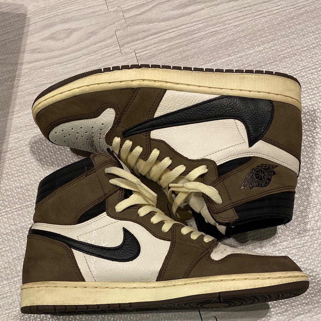 Travis Scott × Nike Air Jordan 1 Retro High OG TS SP "Sail/Dark Mocha"
