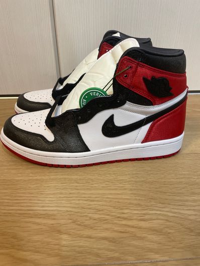 Nike Women's Air Jordan 1 Retro High "Satin Black Toe"