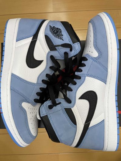 Nike Air Jordan 1 High OG "University Blue"