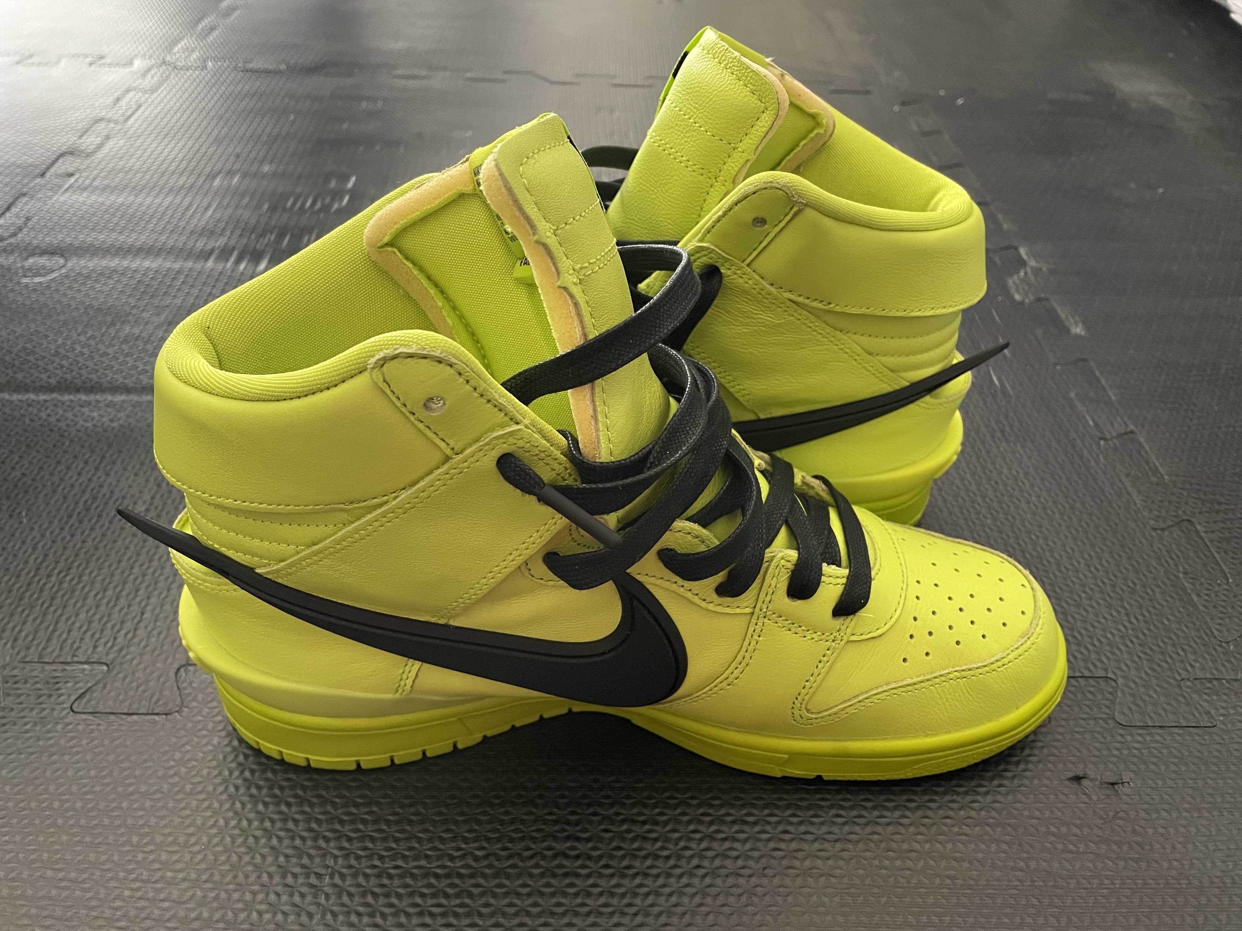 AMBUSH × NIKE DUNK HIGH "FLASH LIME"