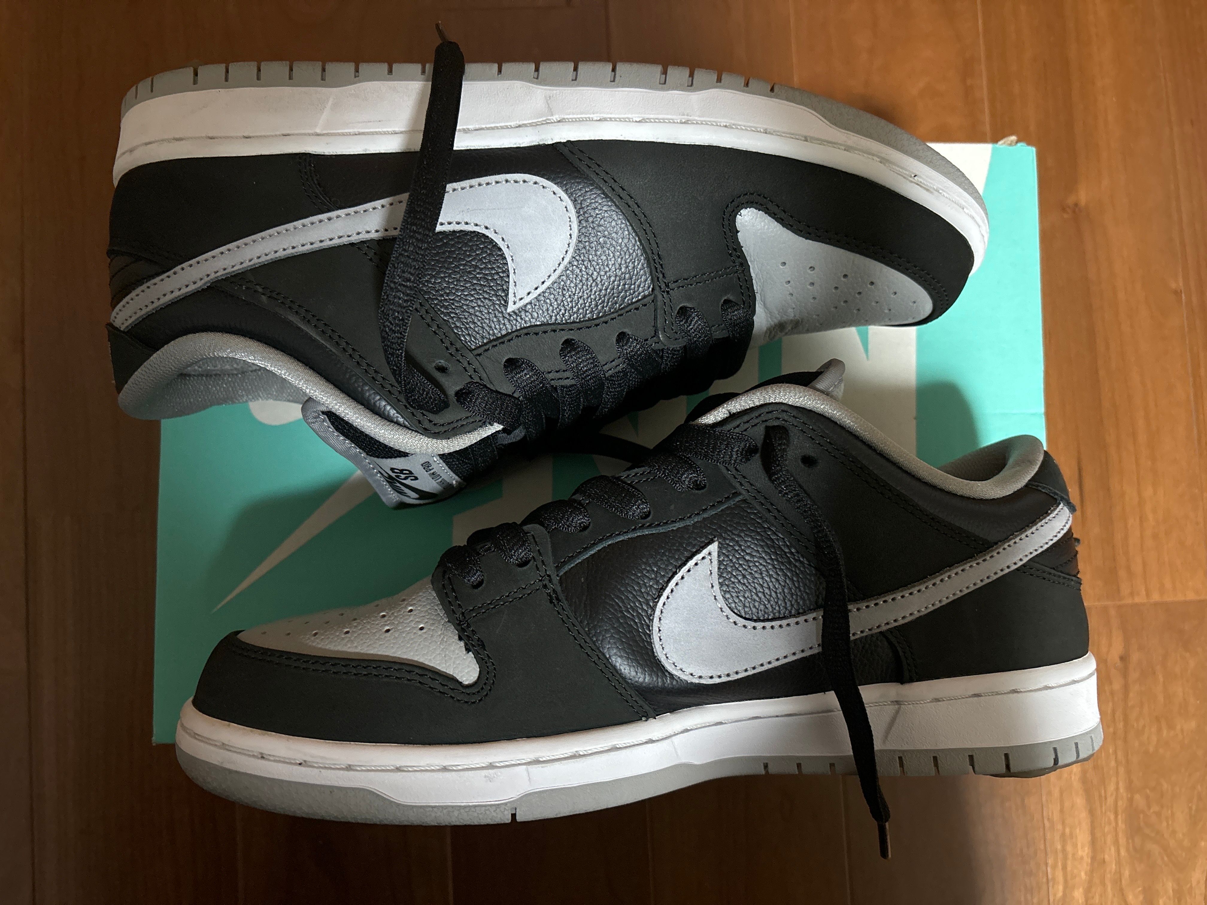 Nike SB Dunk Low "Shadow"