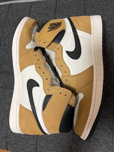 Nike Air Jordan 1 RETRO High "Rookie of The Year"