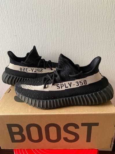 adidas YEEZY Boost 350 V2 "Oreo"