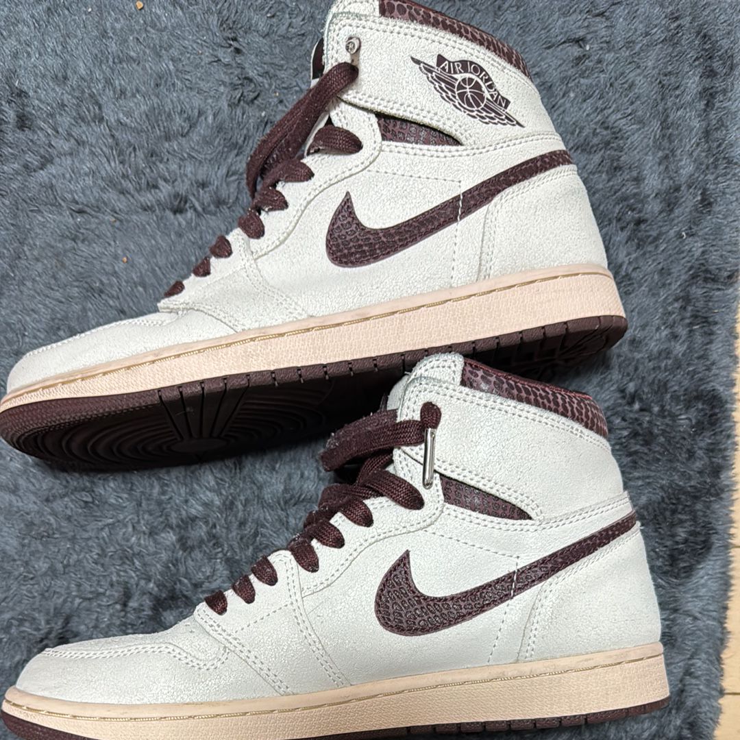 A Ma Maniere × Nike Air Jordan 1 Retro High OG "Sail and Burgundy"