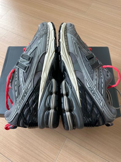 N.HOOLYWOOD TEST Product Exchange Service × INVINCIBLE × New Balance 1906U "Grey/Charcoal/Orange"