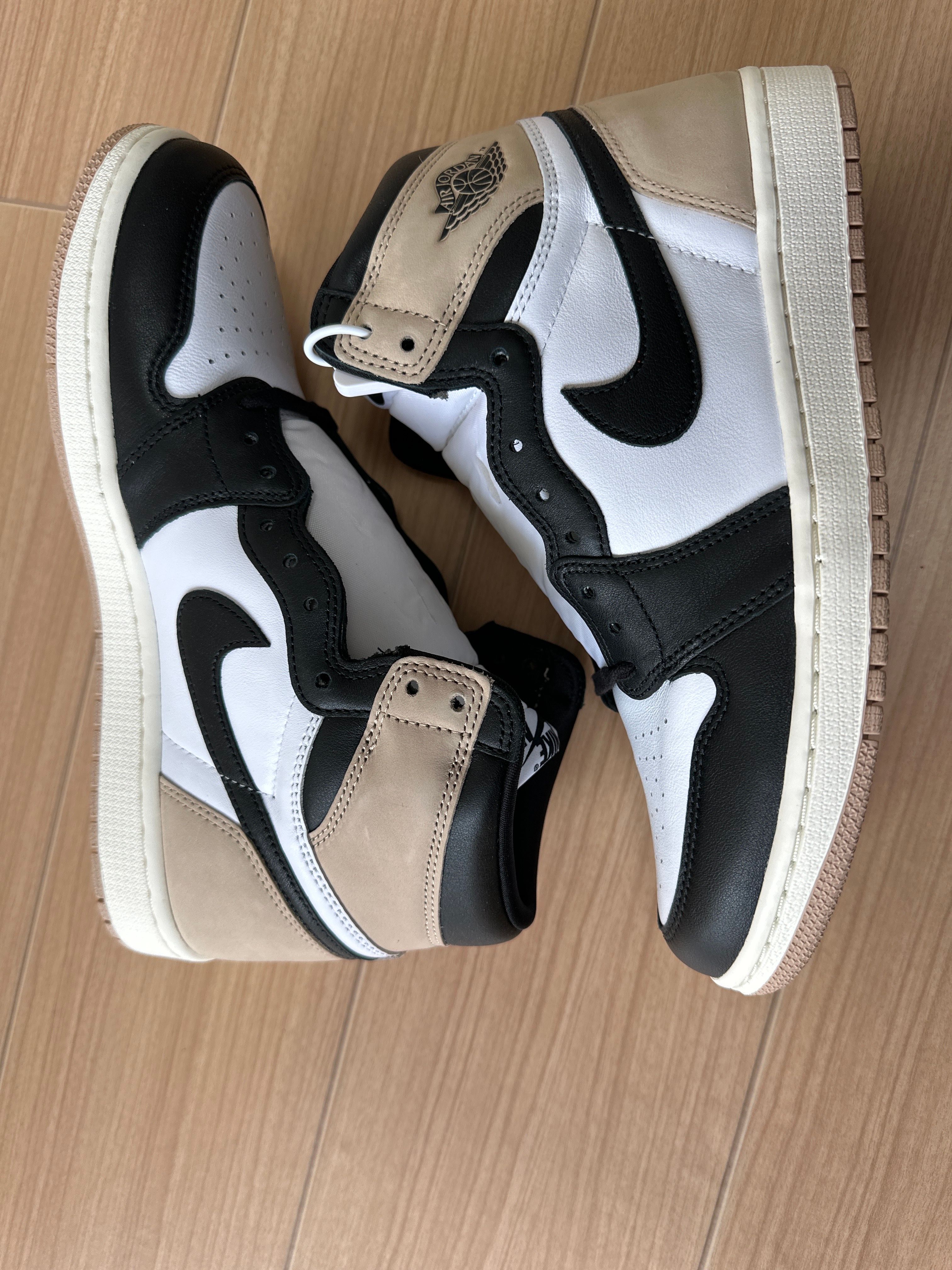 Nike Women's Air Jordan 1 Retro High OG "Latte"