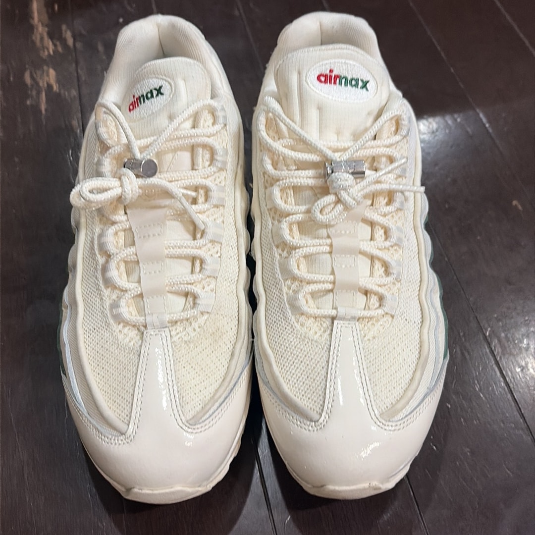 UNDEFEATED × Nike Air Max 95 SP "Sail"