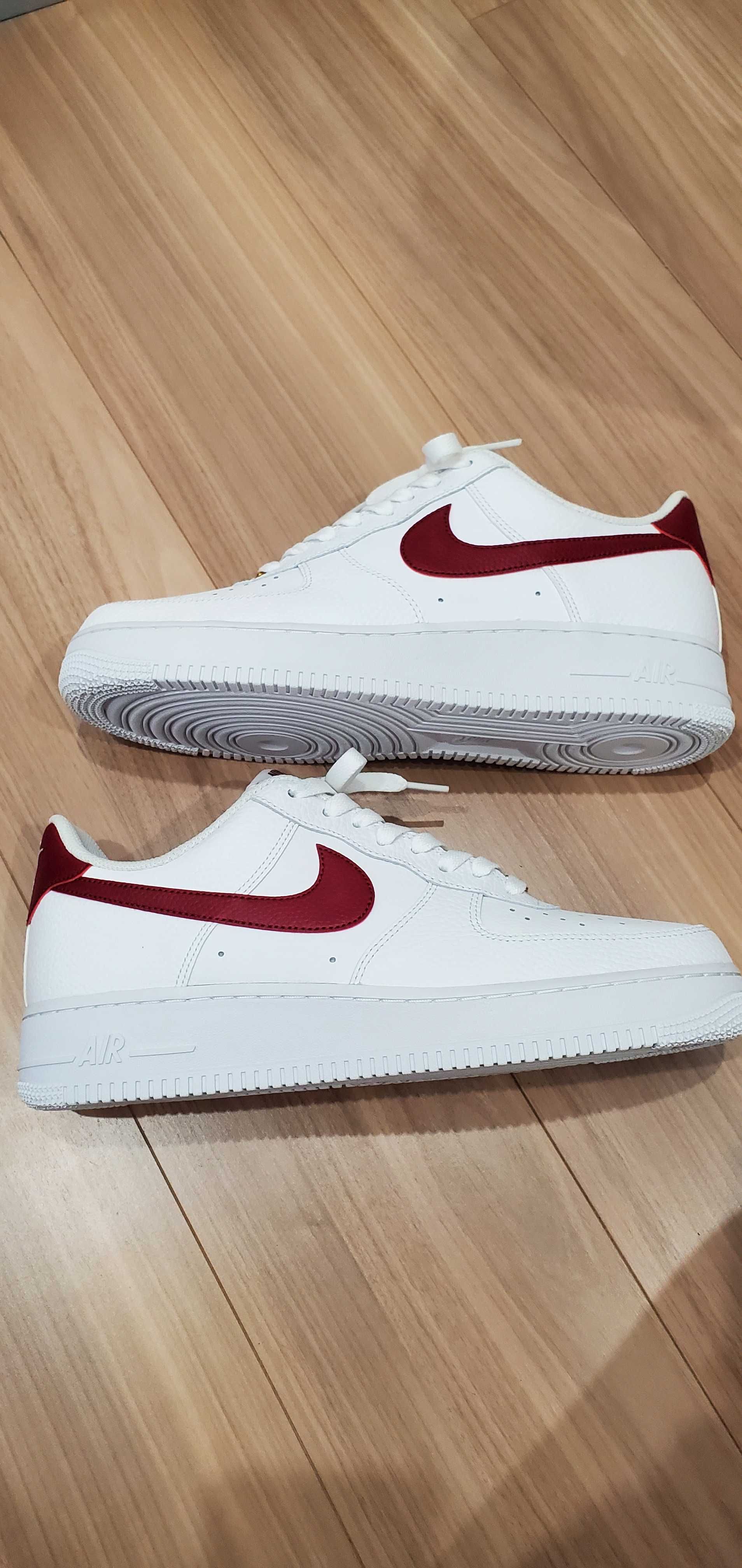Nike Air Force 1 Low "White Team Red"