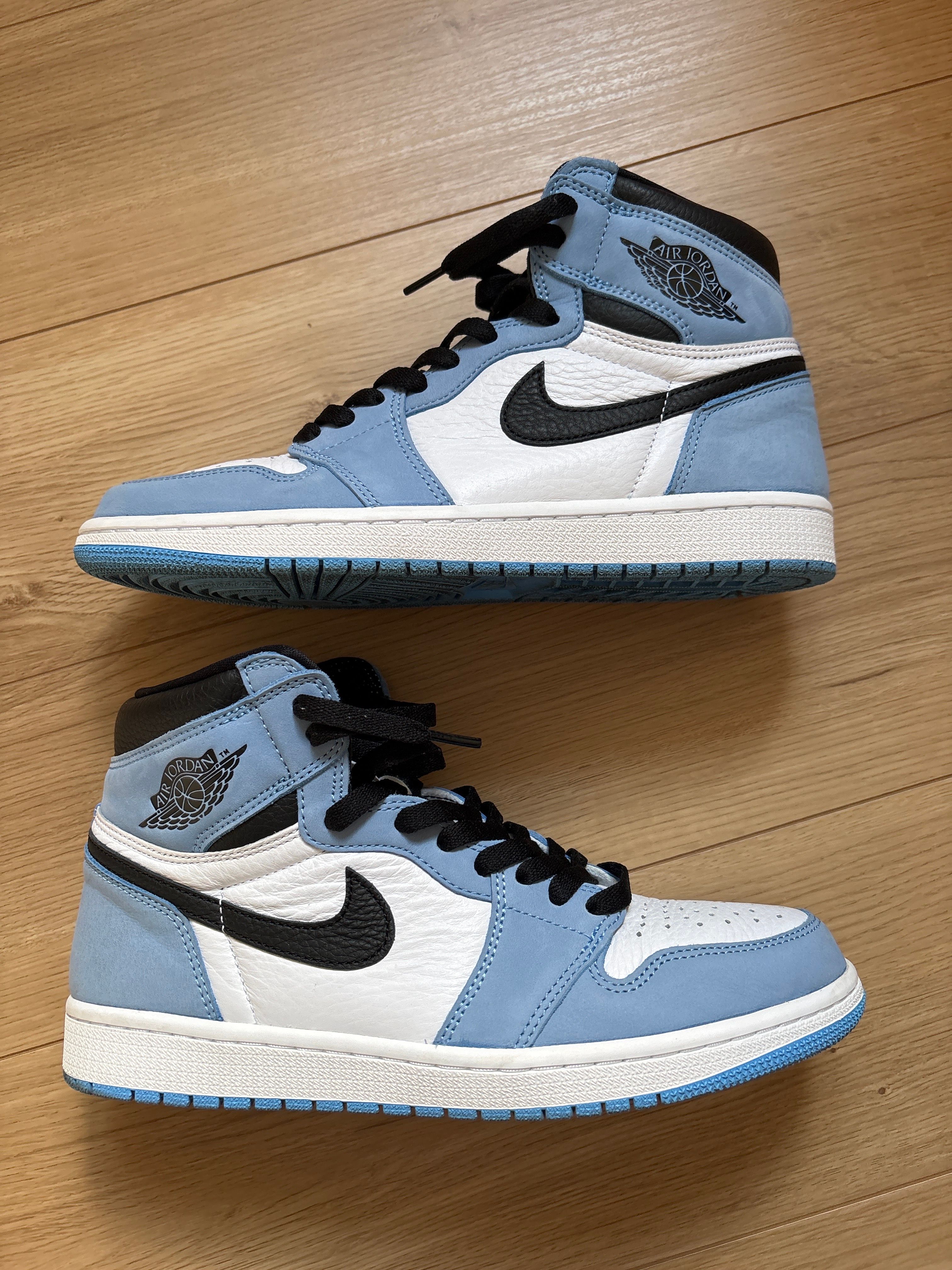 Nike Air Jordan 1 High OG "University Blue"