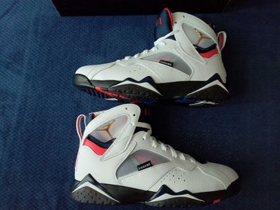 PSG × NIKE AIR JORDAN 7 RETRO "White"