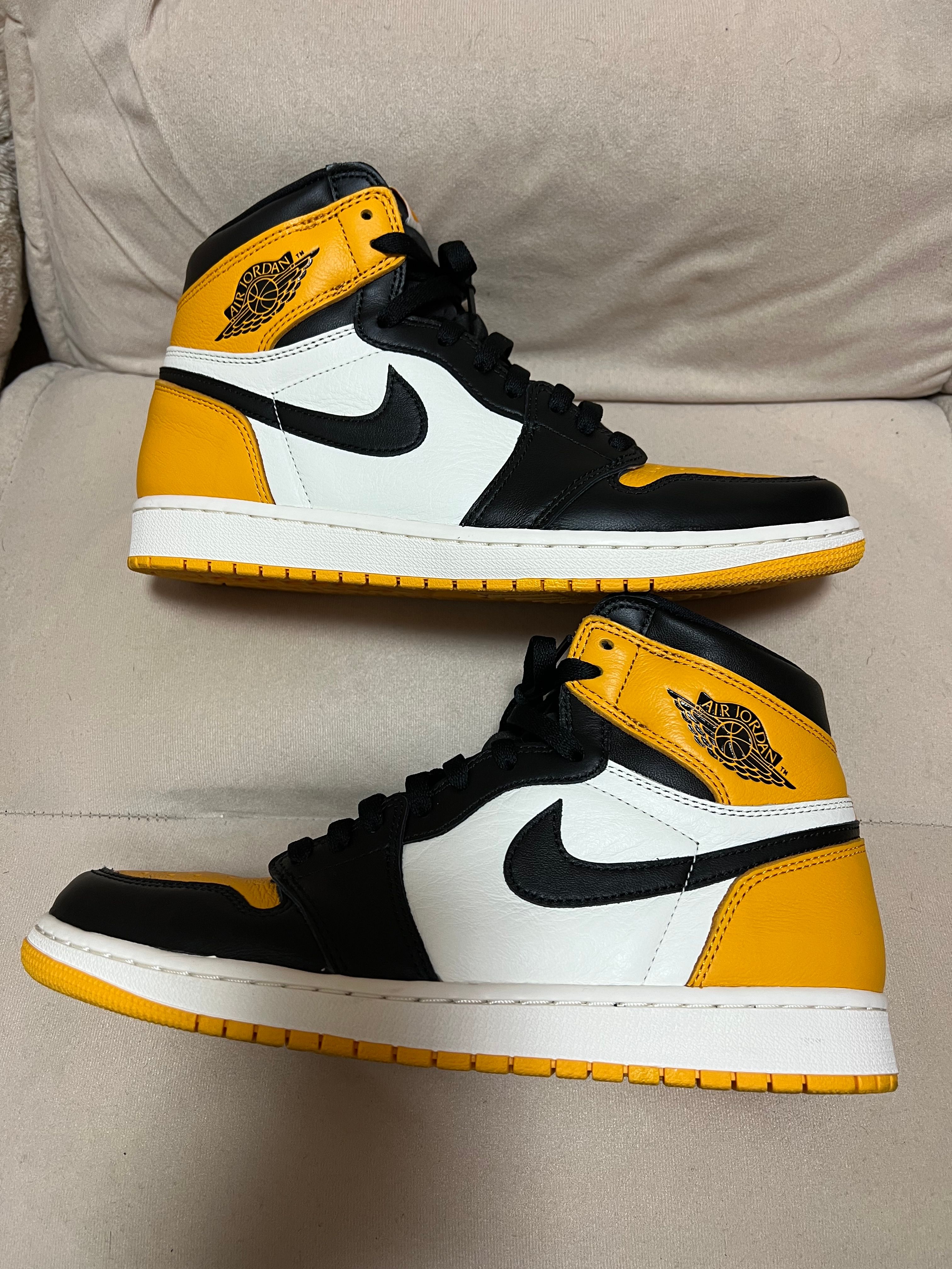 Nike Air Jordan 1 Retro High OG "Taxi"