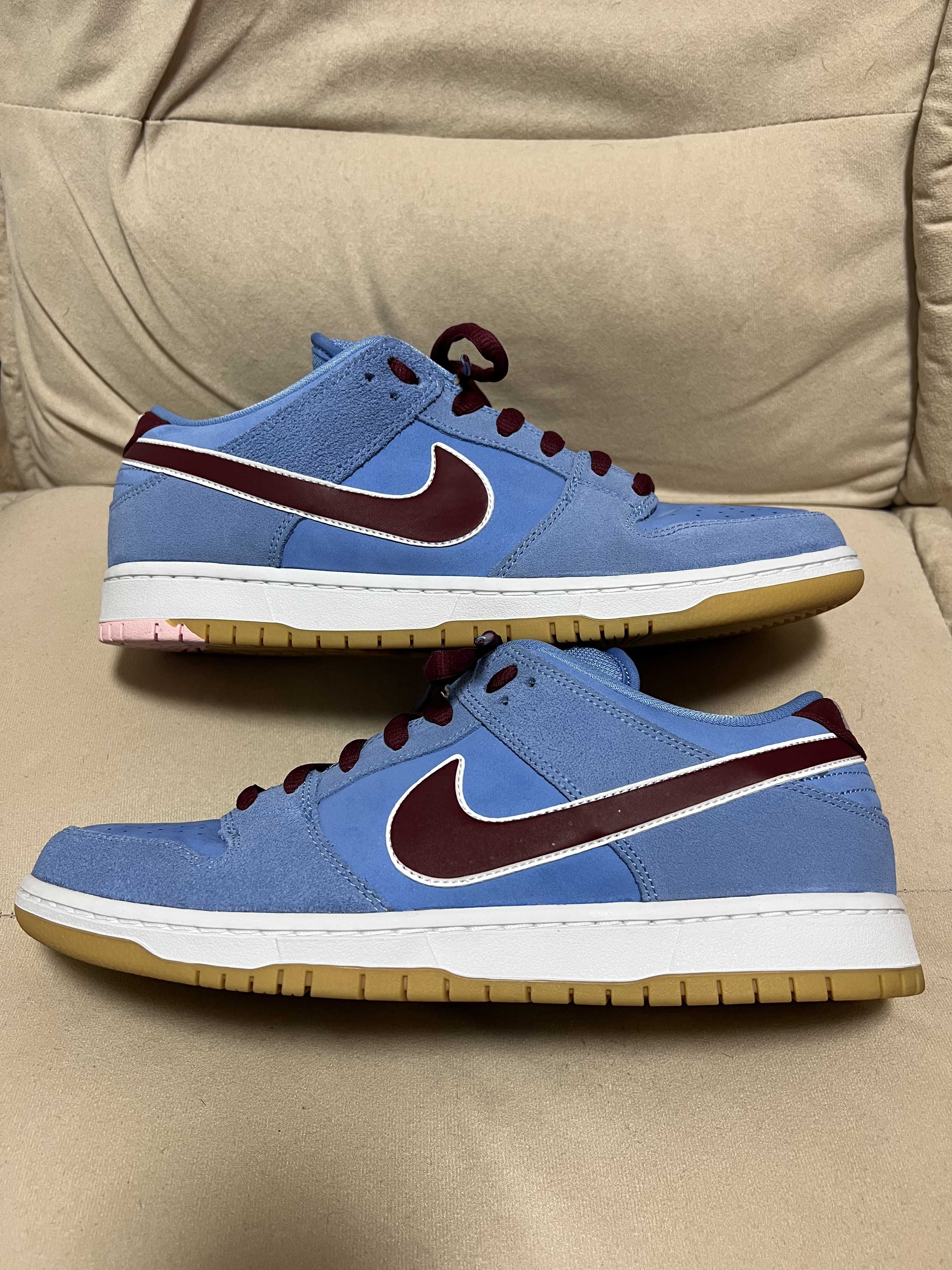 Nike SB Dunk Low Pro "Philadelphia Phillies/Valor Blue and Team Maroon"