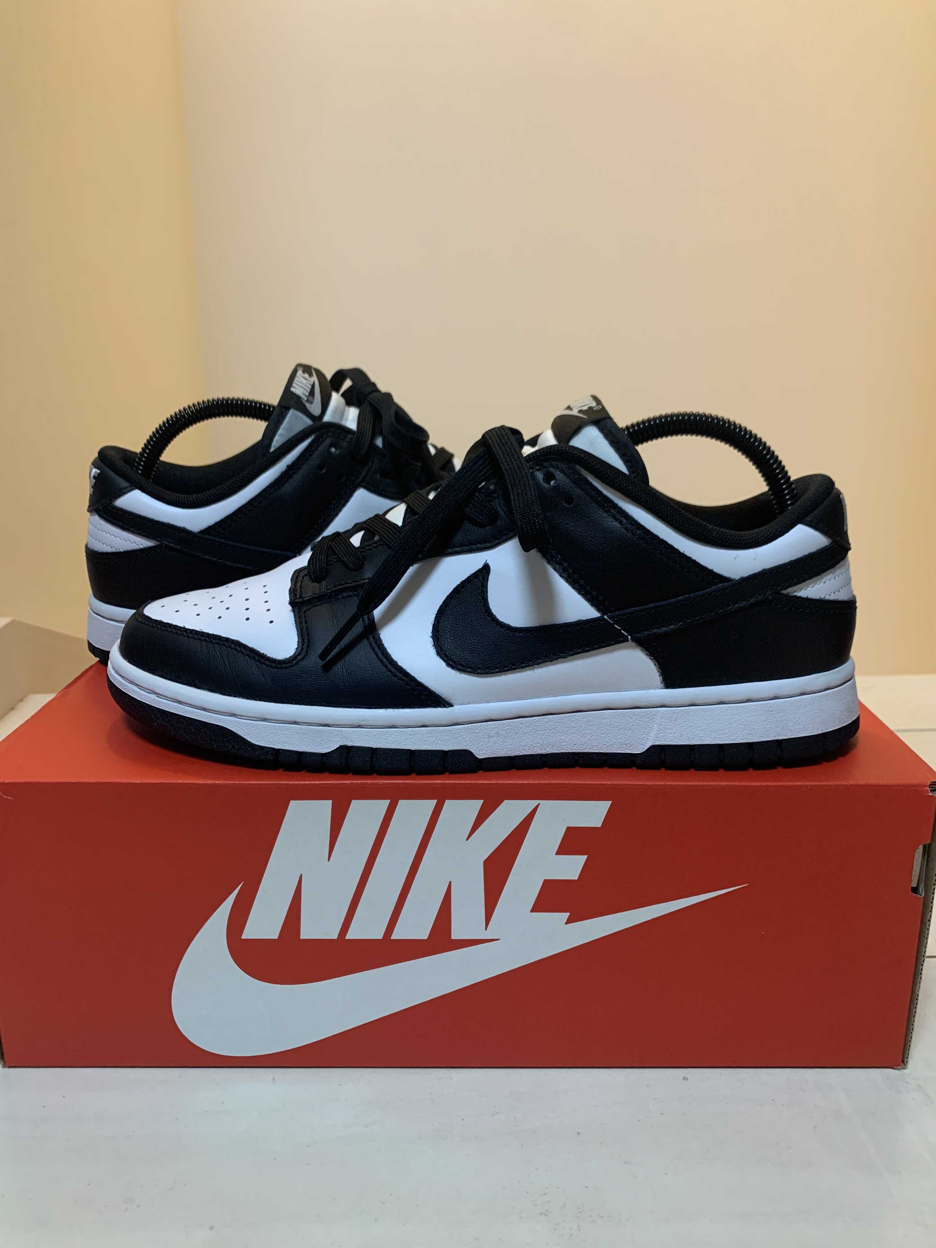 Nike Dunk Low Retro "Panda/White/Black"
